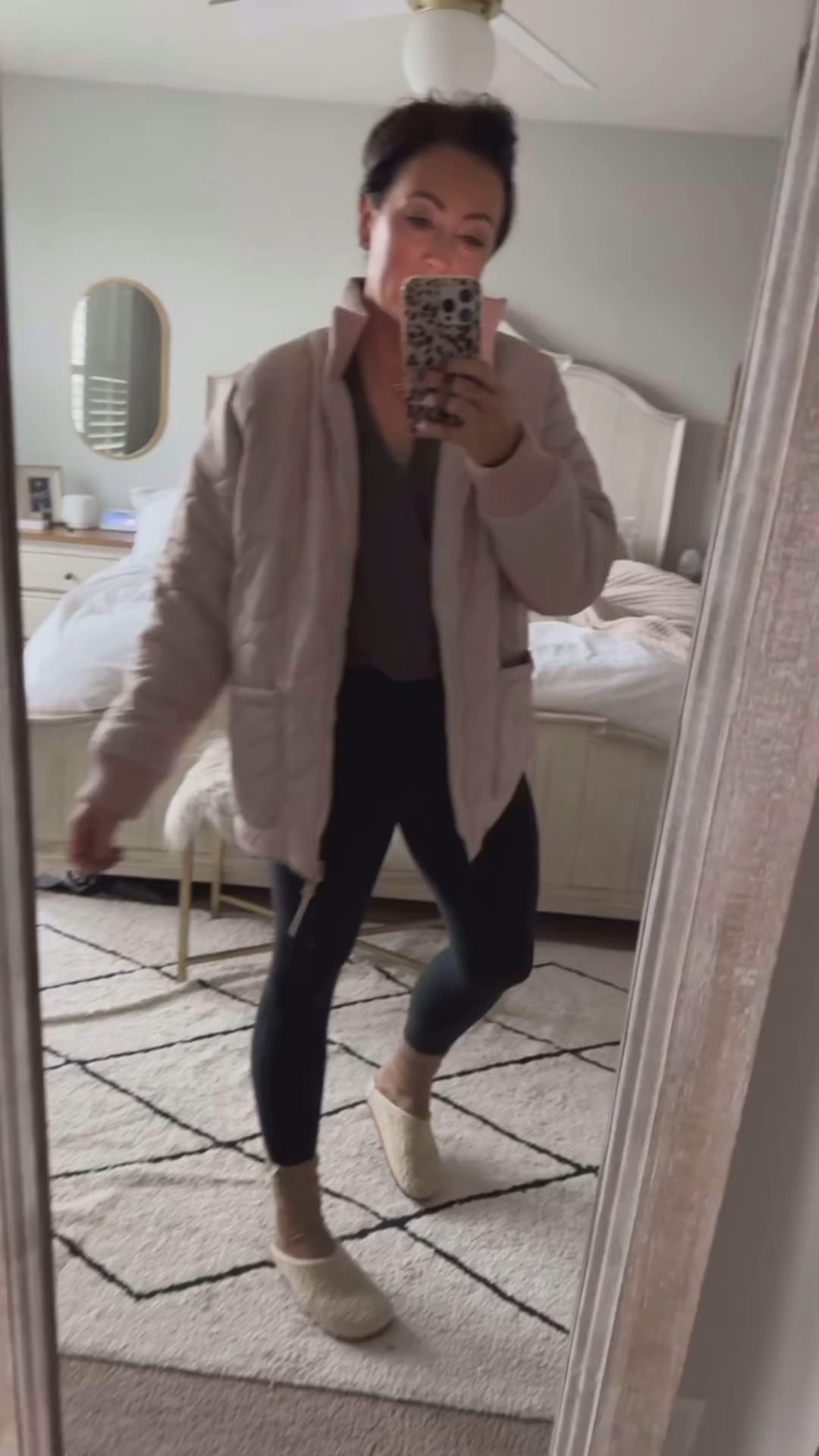 • medium jacket 
• medium long sleeve top
• medium tank 
• medium pants 
• clogs run big, size down one 



#LTKActive #LTKSaleAlert #LTKfitnessgoals