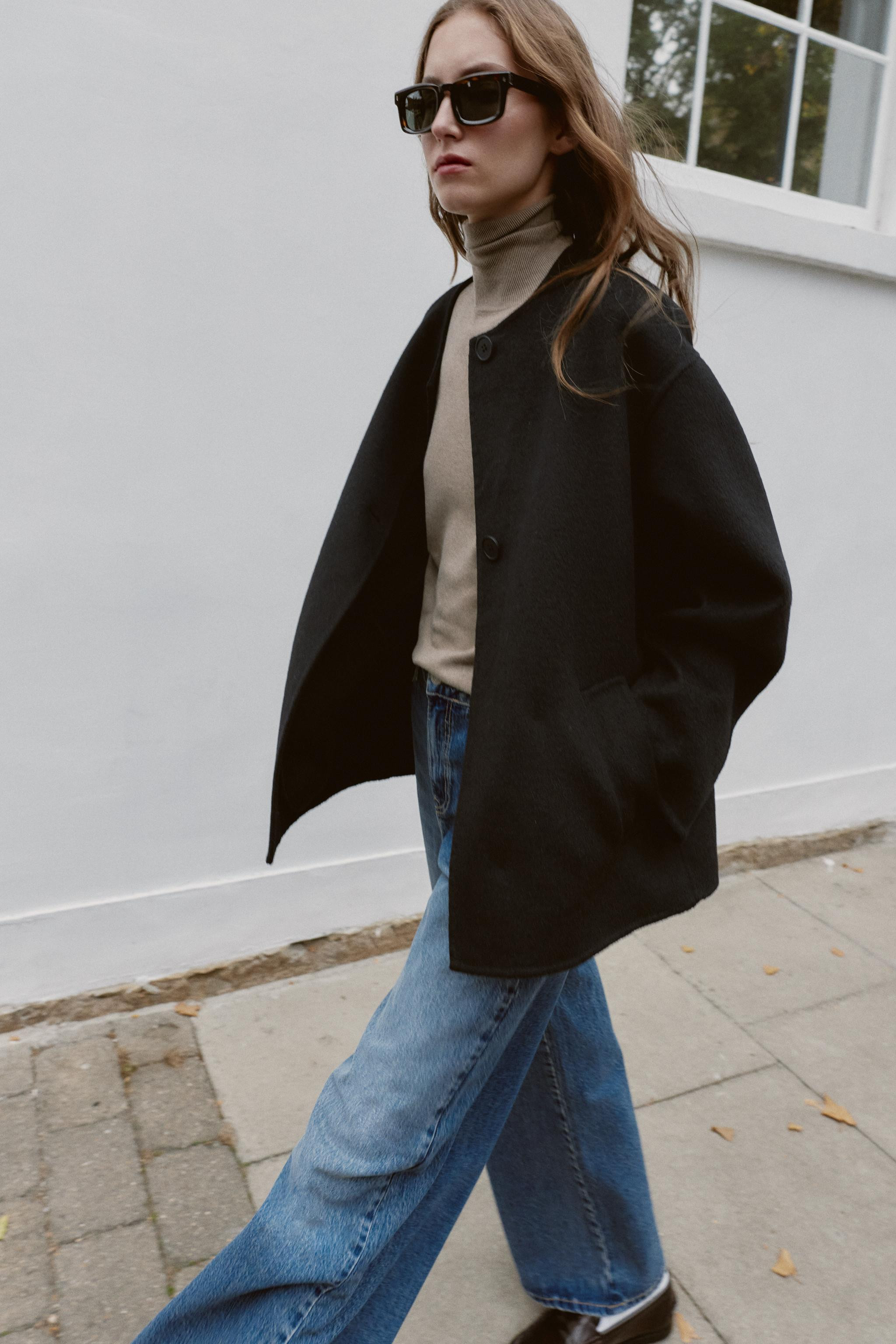 SHORT WOOL COAT WITH SCARF | Zara UK