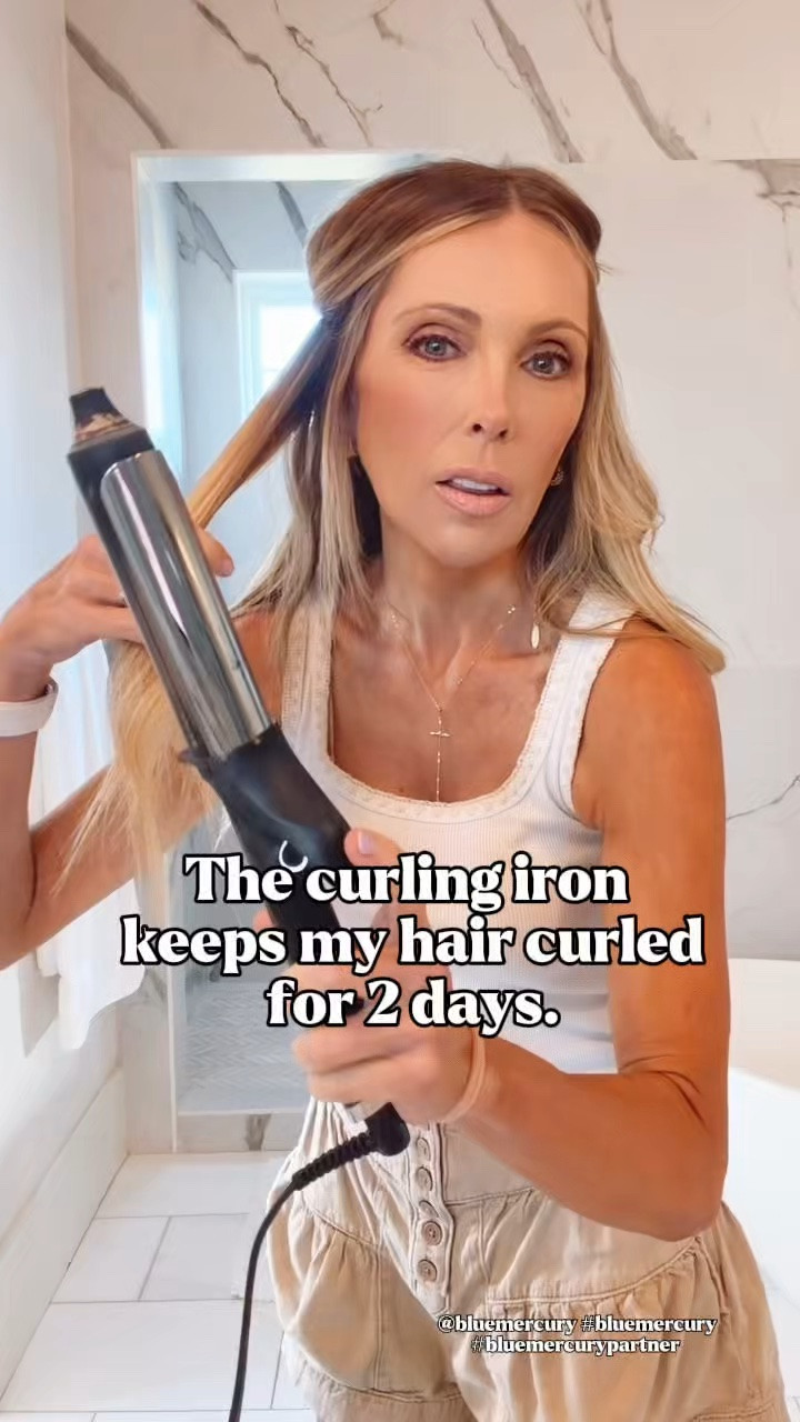 The GHD 1.25" Soft Curl is one of those tools that makes styling easier.
The larger barrel gives you soft, polished curls and loose waves without making hair look too “done,” and the shape is perfect for creating that bouncy blowout look with more movement and less effort.
Bluemercury Anniversary Sale | 9/17–9/27
15% off $150+
20% off $300+
If you’ve been wanting to upgrade your curling iron, this is a good one to grab on sale.
#bluemercurypartner #bluemercury @bluemercury