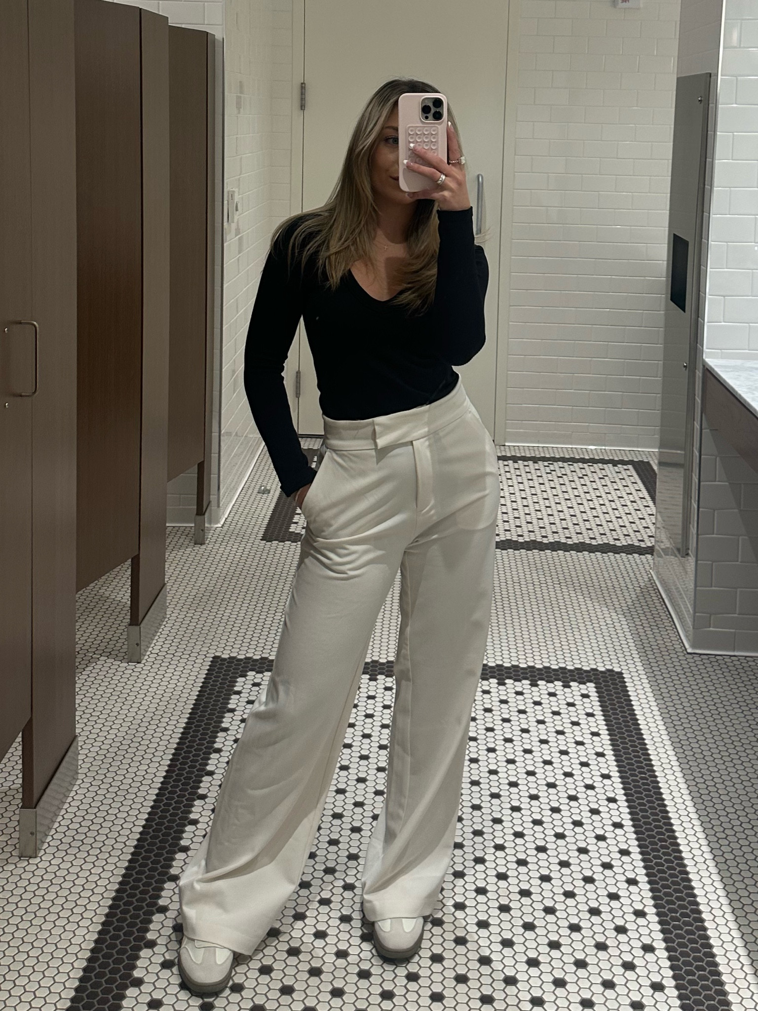 The comfiest work outfit! 🖤

#LTKstyletip #LTKworkwear #LTKshoecrush