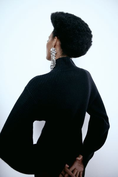 Rib-knit Mock Turtleneck Sweater | H&M (US + CA)