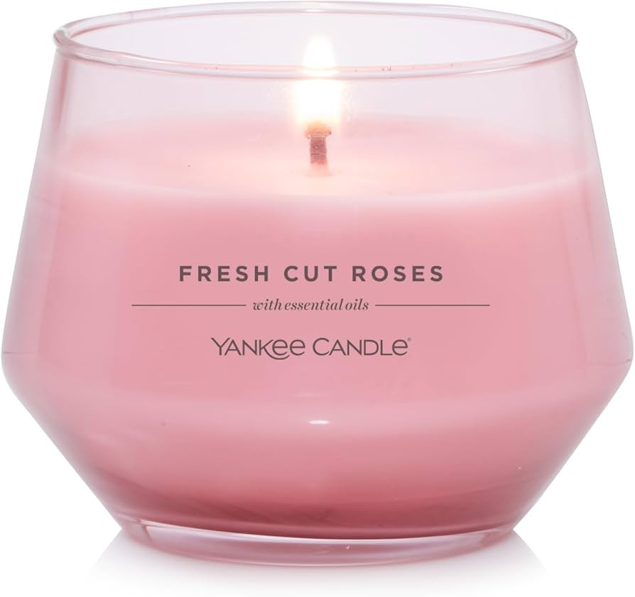 Yankee Candle Studio Medium Candle, Fresh Cut Roses, Pink Candle, 10 oz, Home Décor | Amazon (US)
