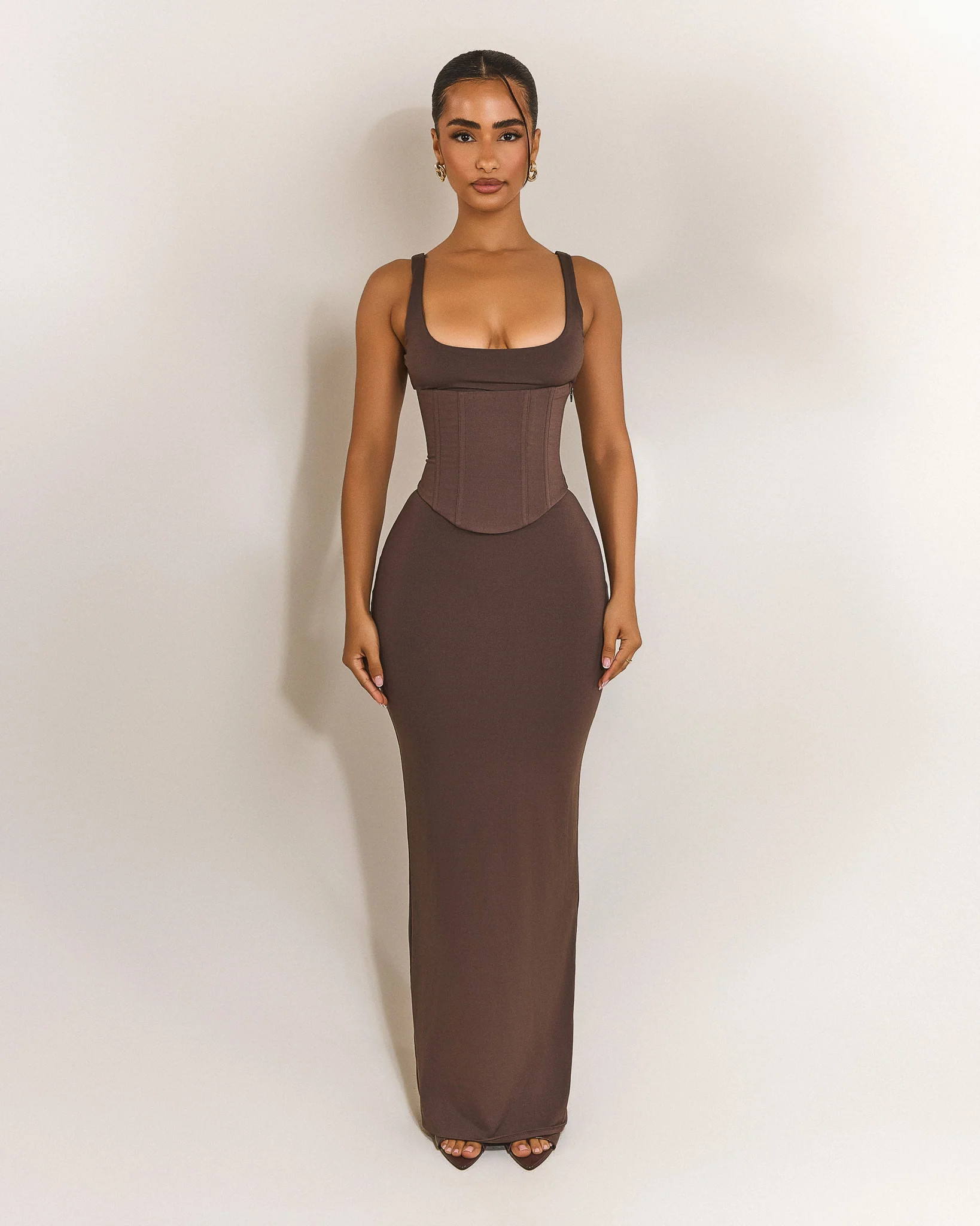 The Sandra Scoop Maxi in Brown | Mars The Label