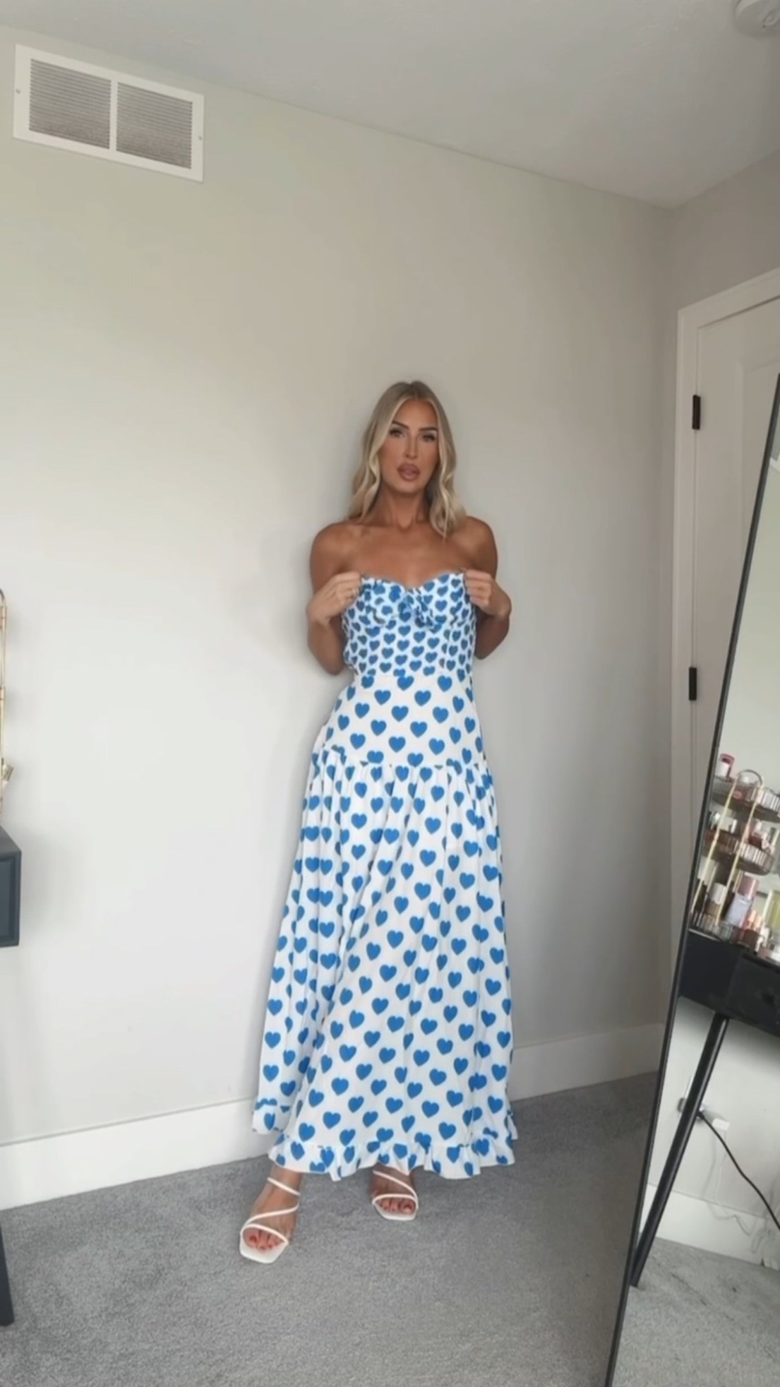 Wearing a size S

#LTKFindsUnder100 #LTKStyleTip #LTKFindsUnder50