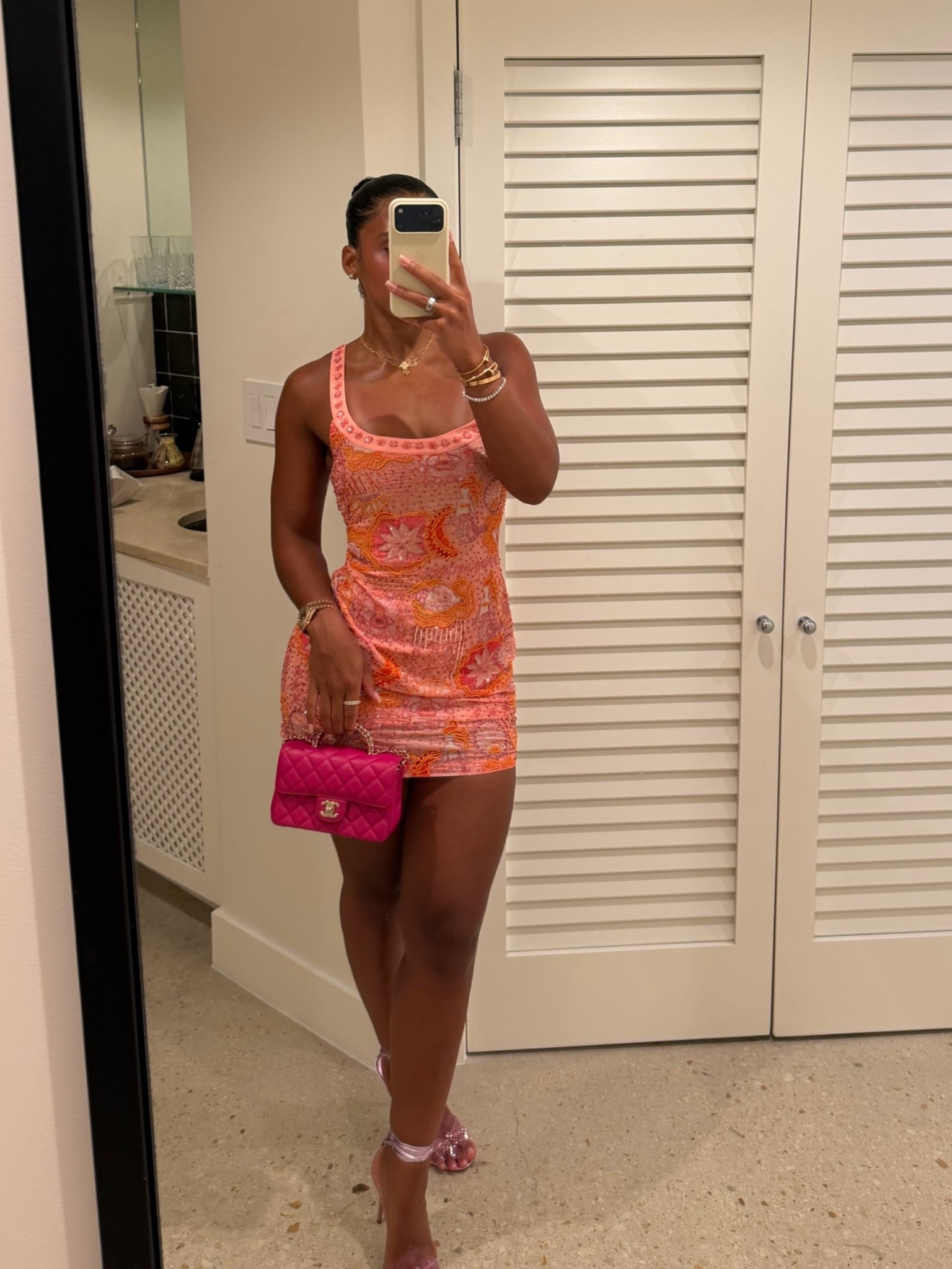 Perfect vacation dress!
Wearing a size 2! Linked similar shoe options!