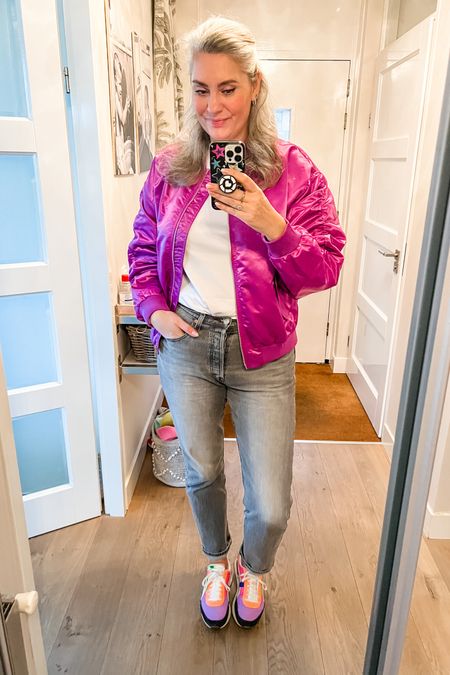 Ootd - Thursday. Purple bomber jacket (Harper & Yve S), white supima cotton t-shirt, grey Levi’s 501 jeans and Puma Future Ride on sneakers. 



#LTKstyletip #LTKshoecrush #LTKeurope