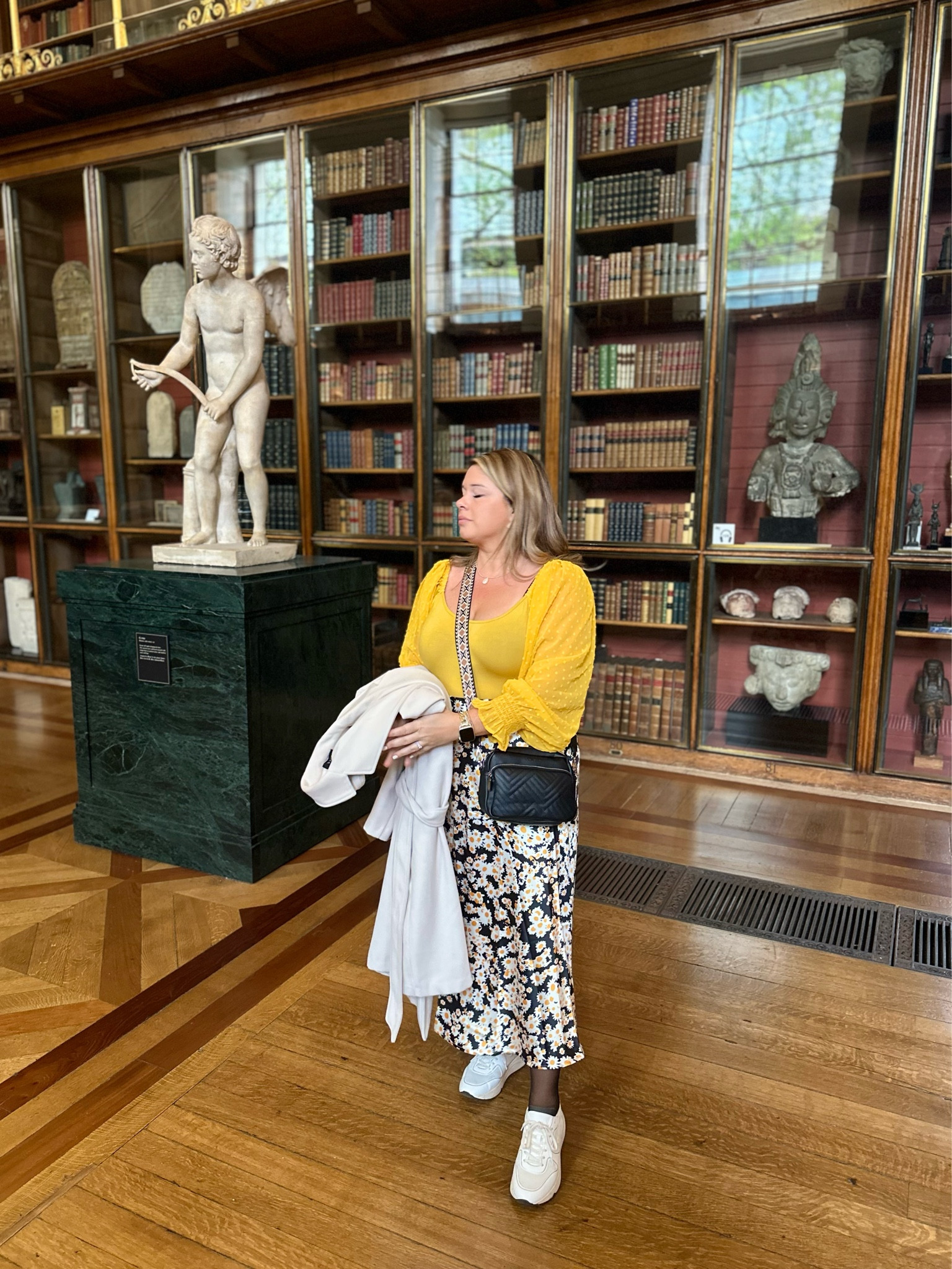Europe vacations walking around and exploring museums in this little outfit.

Floral outfits
Museum outfits
Europe outfit
Maxi skirts 
Floral skirt
Amazon finds
Amazon fashion
Amazon skirts 
Amazon bodysuits
Amazon bags

#LTKMidsize #LTKTravel #LTKStyleTip