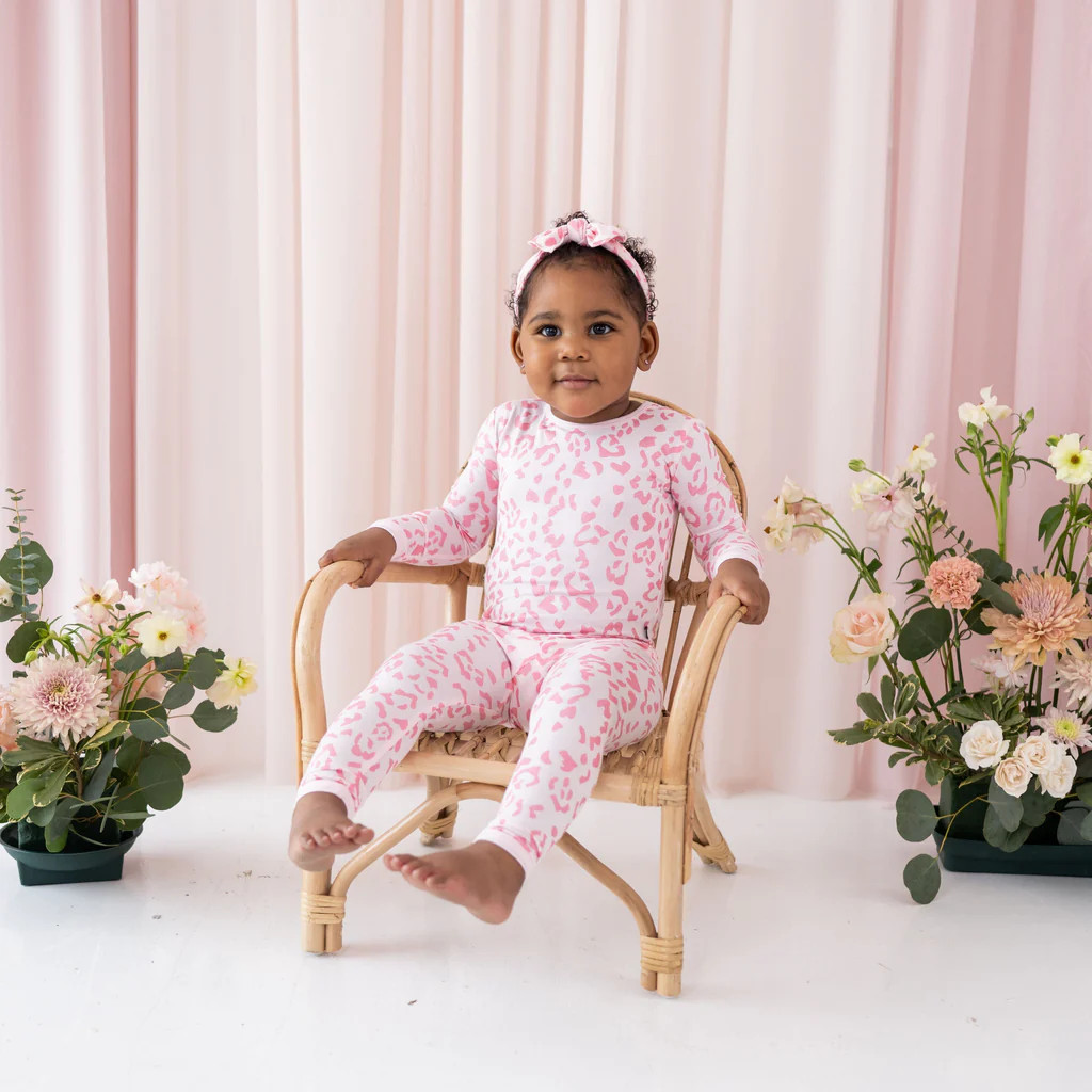 Long Sleeve Pajamas in Sakura Leopard | Kyte BABY
