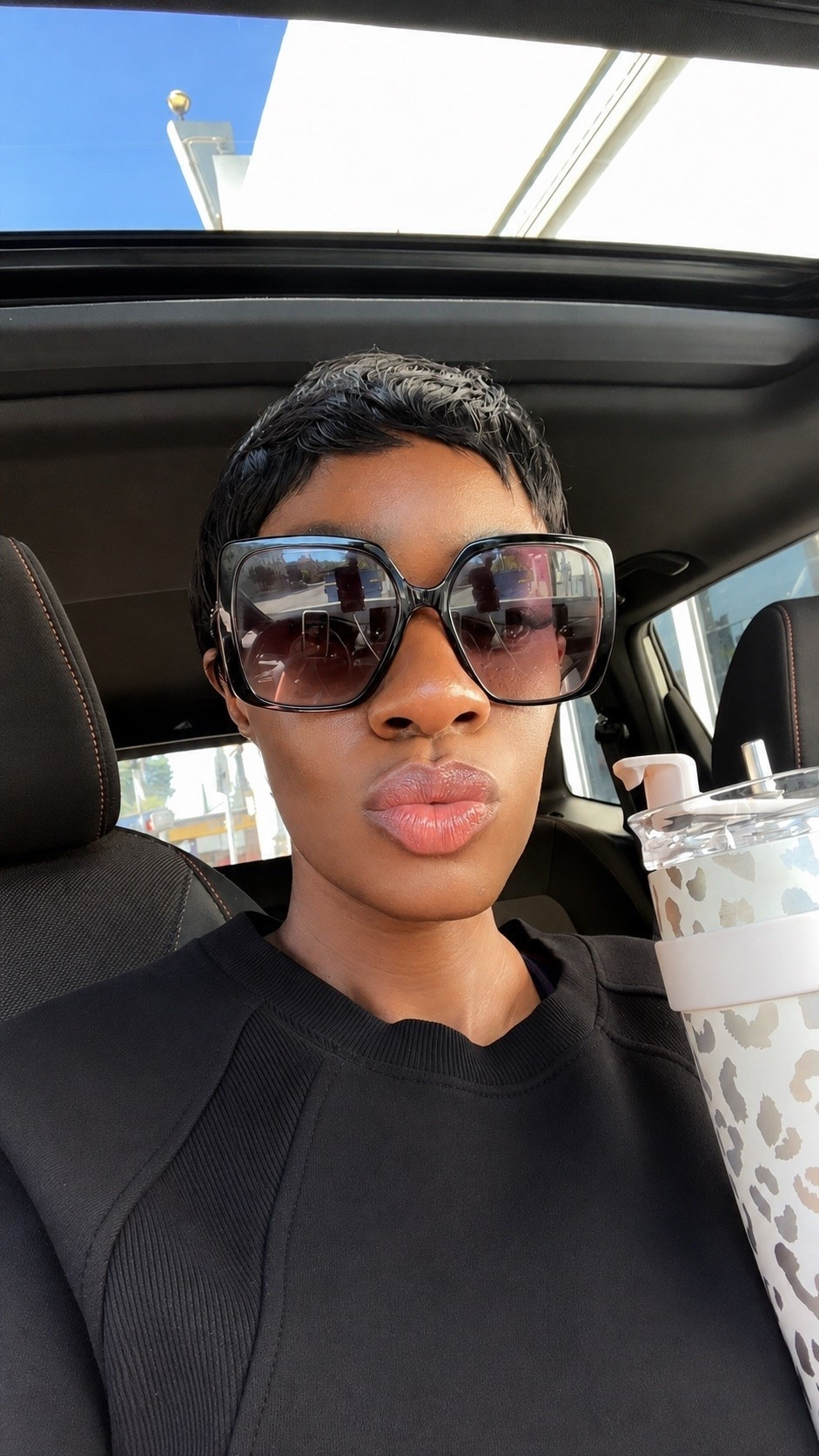 big shades for big energy

#LTKgrwm