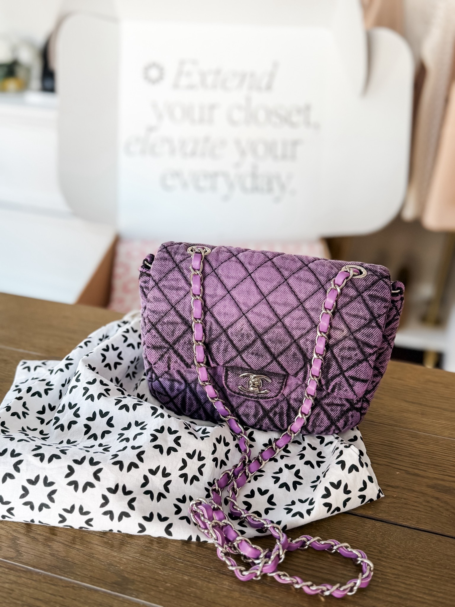 
@Vivrelle has the most amazing bags you can borrow and change out every month for a new style if you want! They even offer a special purchase price on their bags as well👏🏼👏🏼 Use my code SHANNONRIHM for a special discount 🤌🏻
#vivrellepartner
#ad

#LTKValentine #LTKootd #LTKNYFW