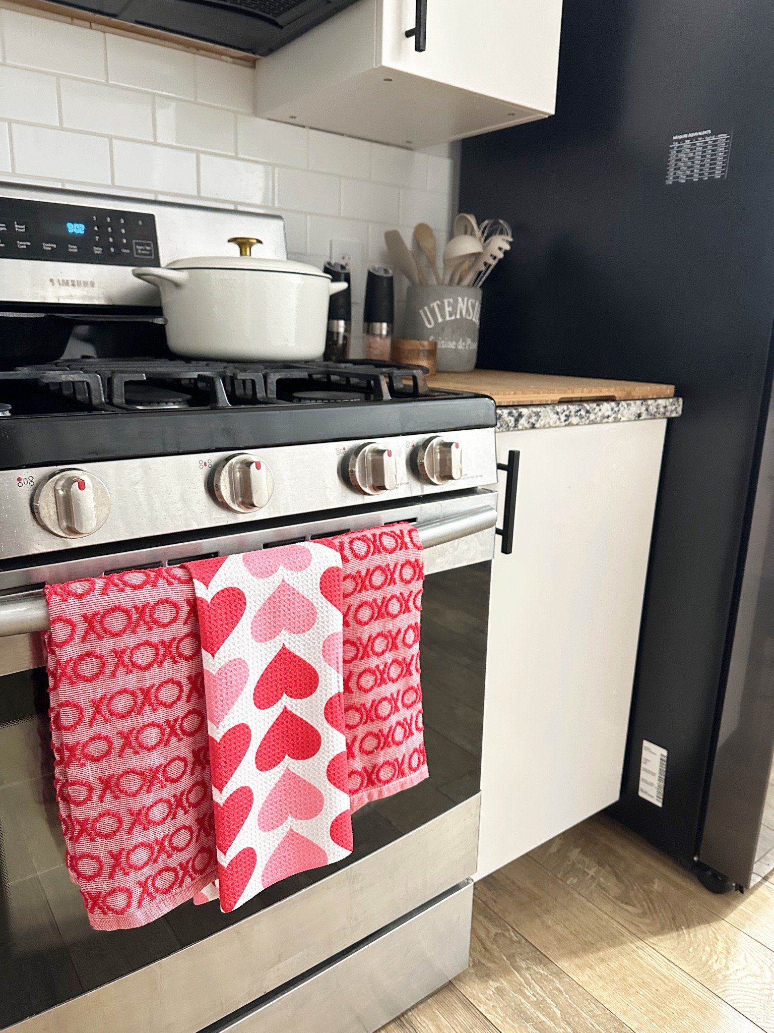Geometry towels are my new obsession for my kitchen! Perfect for styling for all seasons 💋💋 Valentine’s Day is right around the corner! 

Linked some of my favorites below

#LTKFamily #LTKGiftGuide #LTKSeasonal