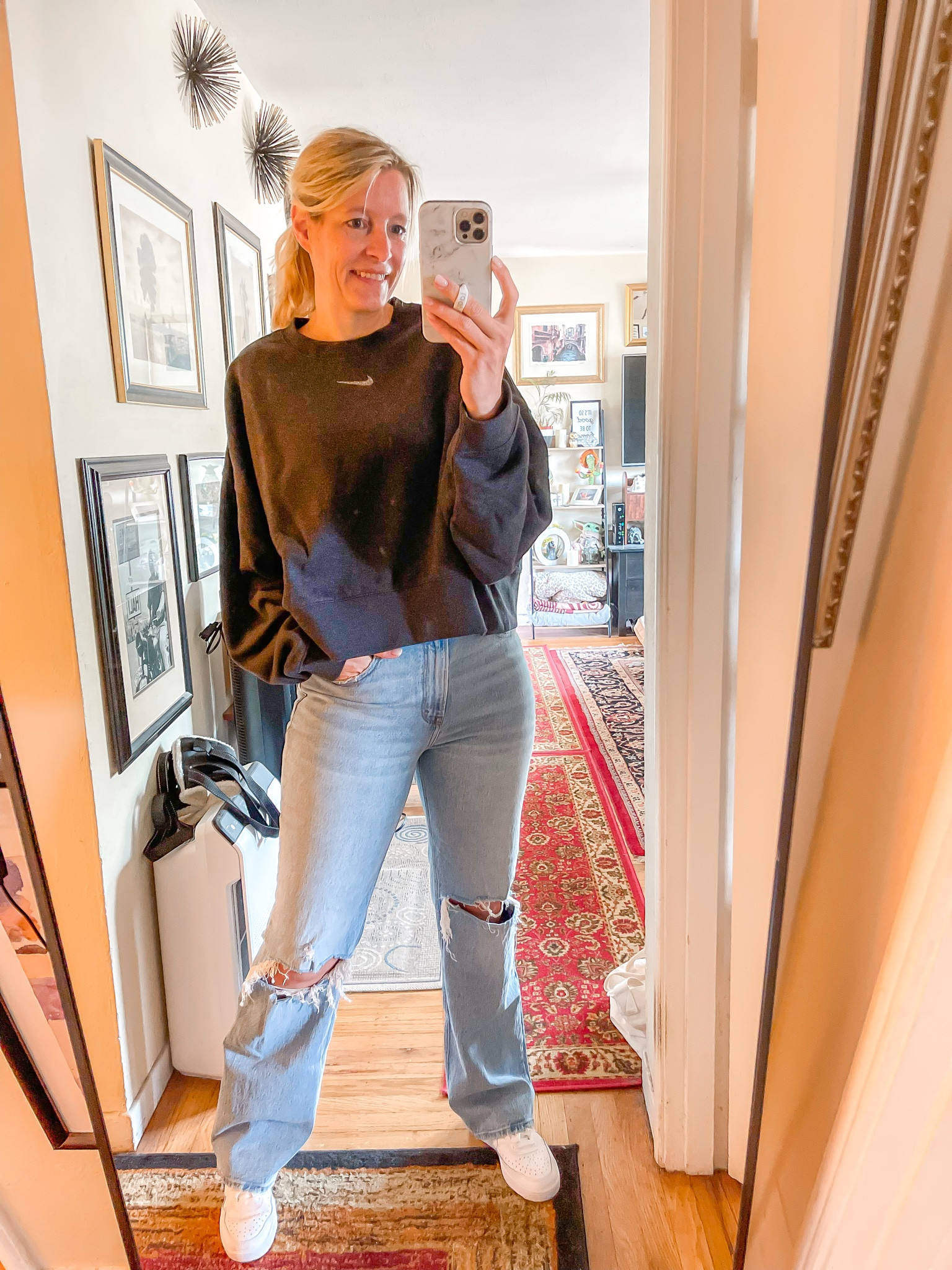 Casual errand running outfit! This Nike crop sweathsirt is perfect with high rise jeans! 



#LTKfindsunder100 #LTKstyletip #LTKover40