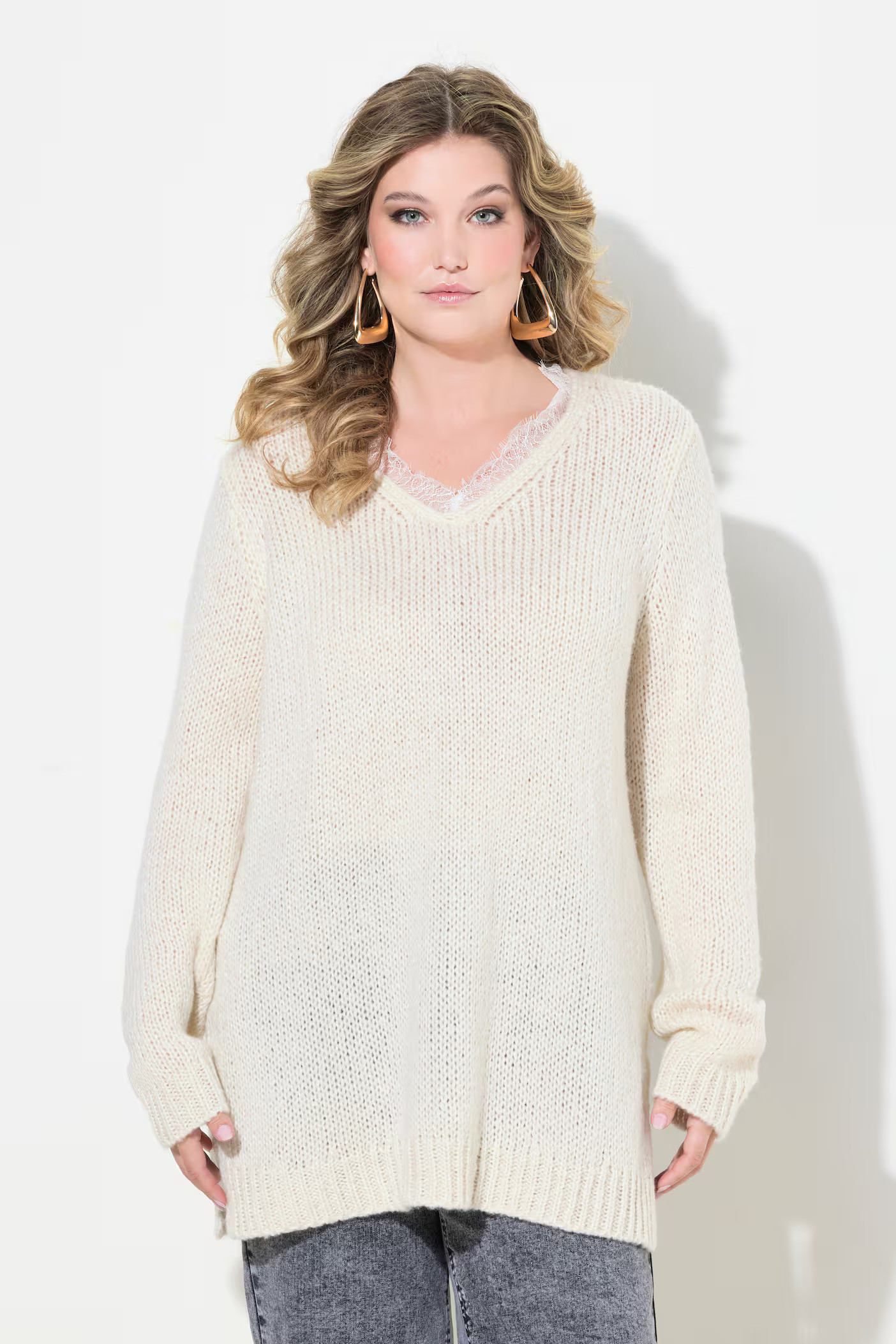 Classic fit sweater with chunky knit and neckline with lace | Ulla Popken - US