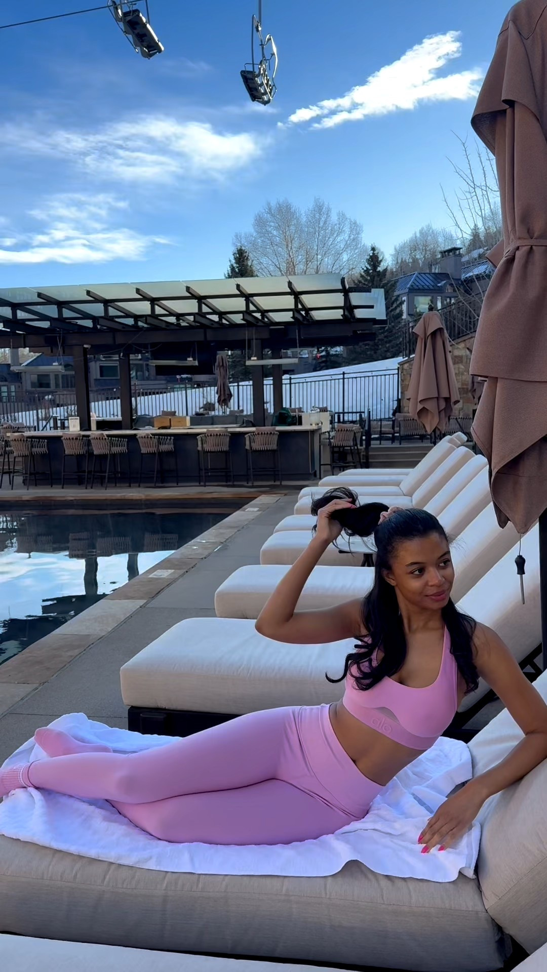 candy heart pink matching set 

#LTKActive #LTKfitnessgoals #LTKootd