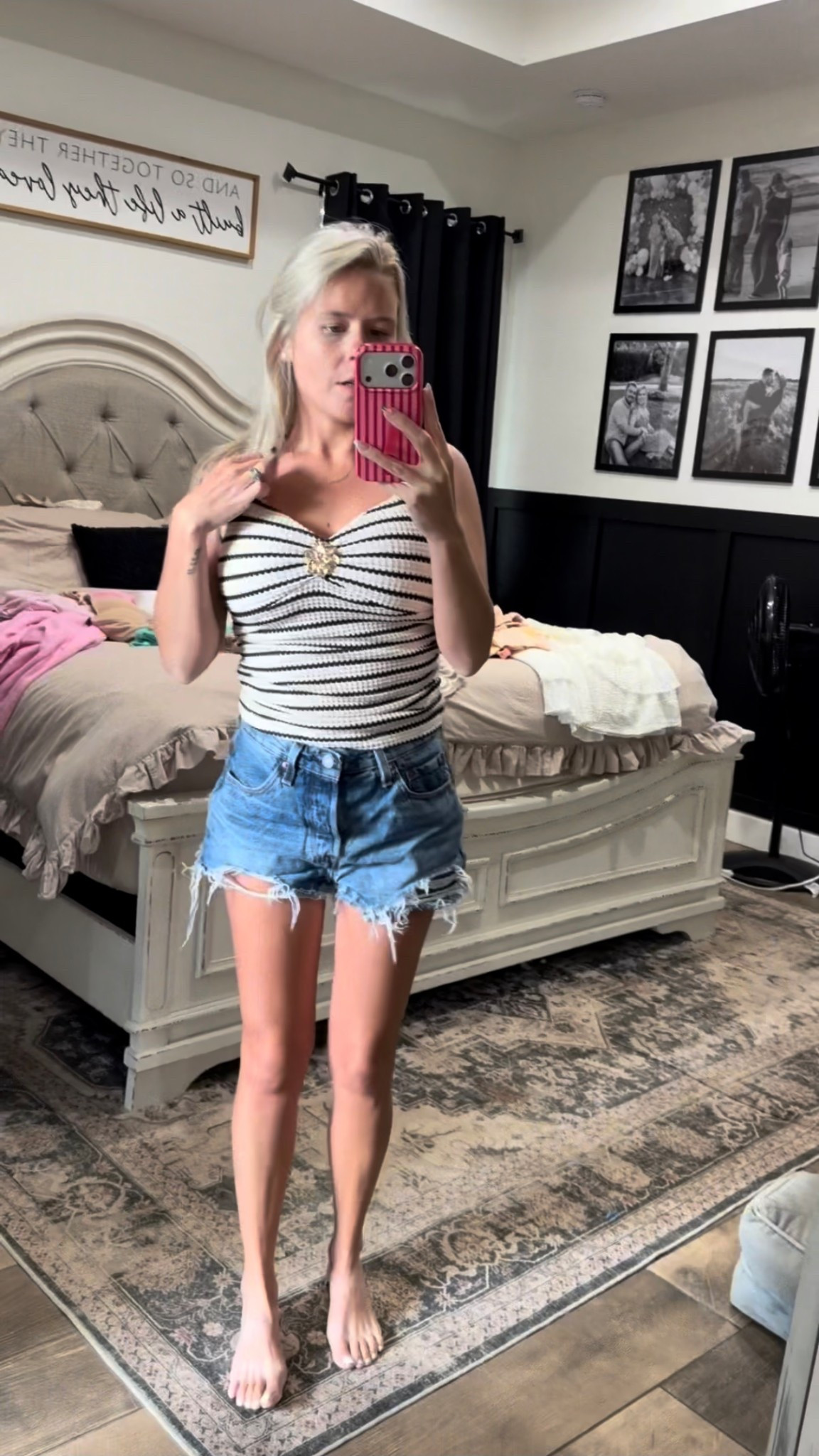 Small top & 26 in the shorts 