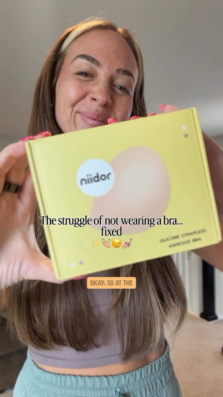 Vegas tested… and approved 😏

I don’t play when it comes to outfits staying PUT — and this Niidor silicone strapless adhesive bra understood the assignment.

Wore this out in Vegas (heat, walking the strip, dancing, all of it) and let me just say…
👉 no slipping
👉 no adjusting every 5 seconds
👉 no stress about a “wardrobe malfunction”

It gave me that lifted, smooth look without straps showing, which is EVERYTHING when you’re wearing backless, strapless, or low-cut fits.

What I love most:
– Sticky but still comfortable (not that rip-your-skin-off vibe)
– Reusable 🥳
– Actually holds the girls UP, not just “covers”
– Seamless under clothes = no weird lines

If you have events, vacations, weddings, or just wanna wear the cute top without ruining it with straps… you need this in your life.

Trust me — if it survived Vegas, it’s surviving your night out.

Comment “LINK” and I’ll send it to you 💌