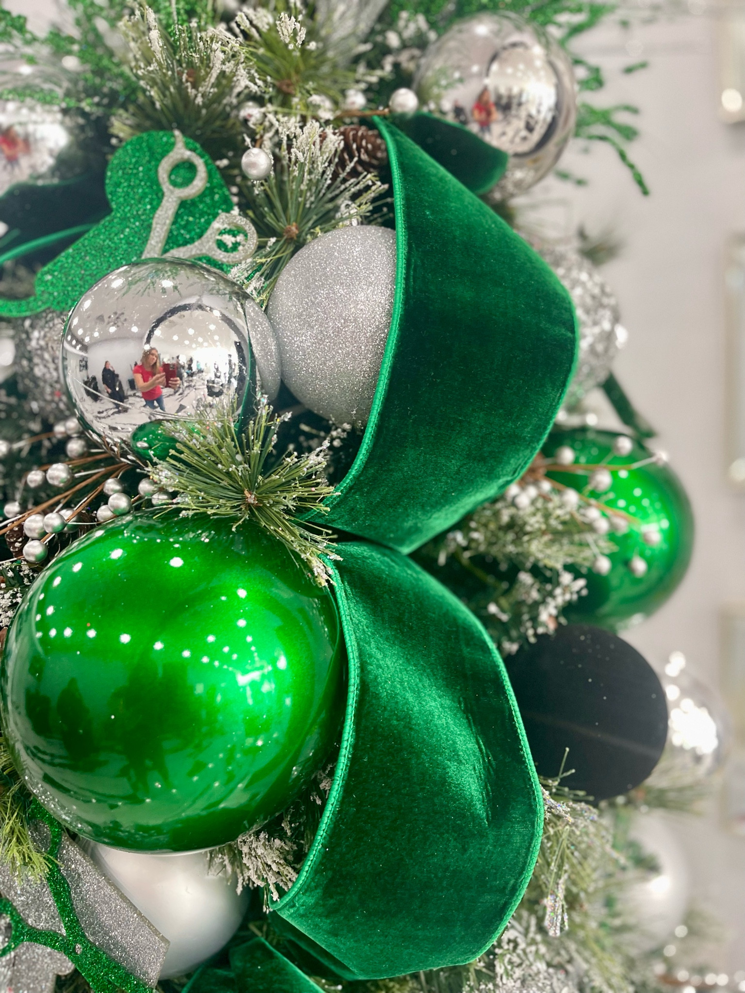 This GREEN is fabulous!!



#greenribbon #christmasribbon #christmasdecor 

#LTKHome #LTKSeasonal #LTKFindsUnder100