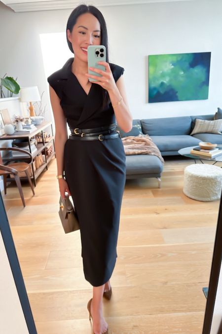 This black dress was originally $400 but it’s on sale for only $124 right now! Going fast!

#summerdresses
#littleblackdress
#belteddress
#formaldress
#dresssale

#LTKsalealert #LTKstyletip #LTKSeasonal