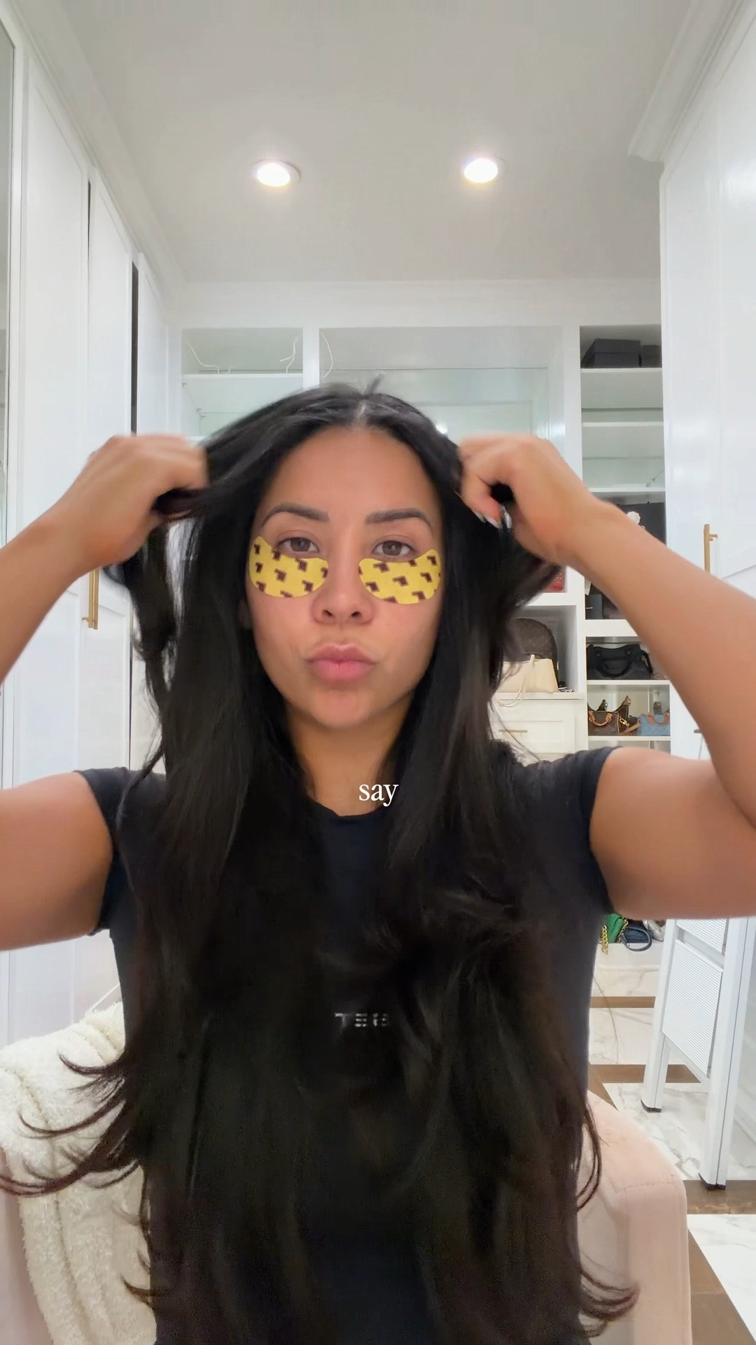 Links in video!! Pajamas sold out but linked similar. And buttery soft athleisure set!! Size small


Everything shower 
Morning skincare 
Morning routine hair care
Bodywash 
Body lotion
Bodycare
Skincare

#LTKmorningroutine #LTKmomlife #LTKselfcare