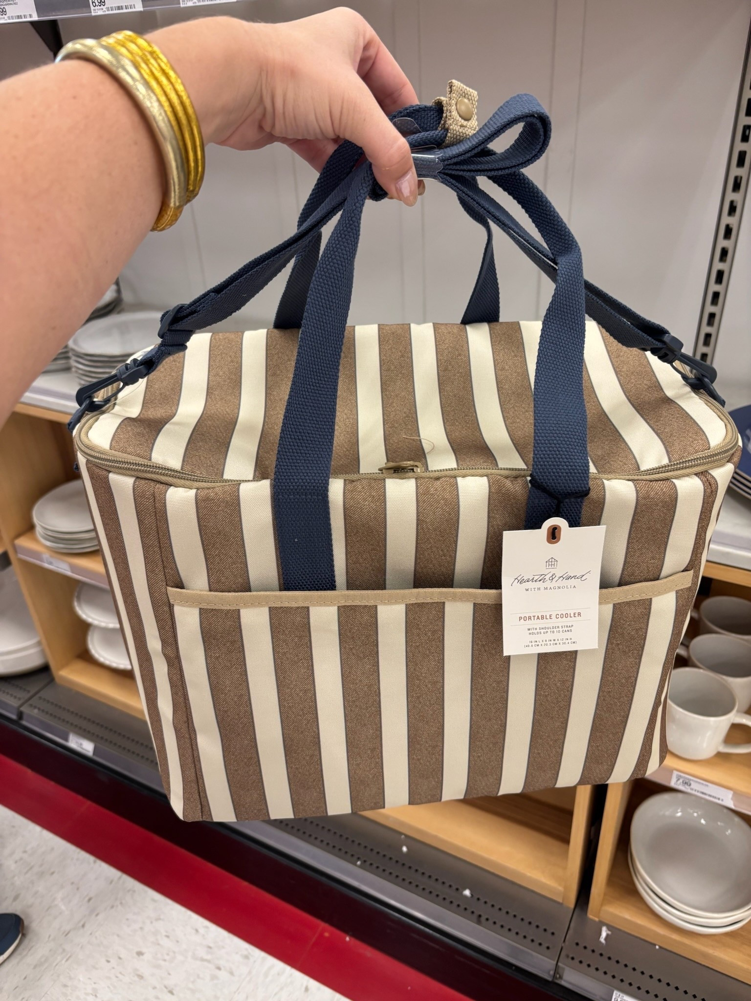This striped cooler is coming home with me 🤎✨perfect for beach days, ball games, or pool snacks 👏🏼

#LTKTravel #LTKmomlife #LTKfoodie