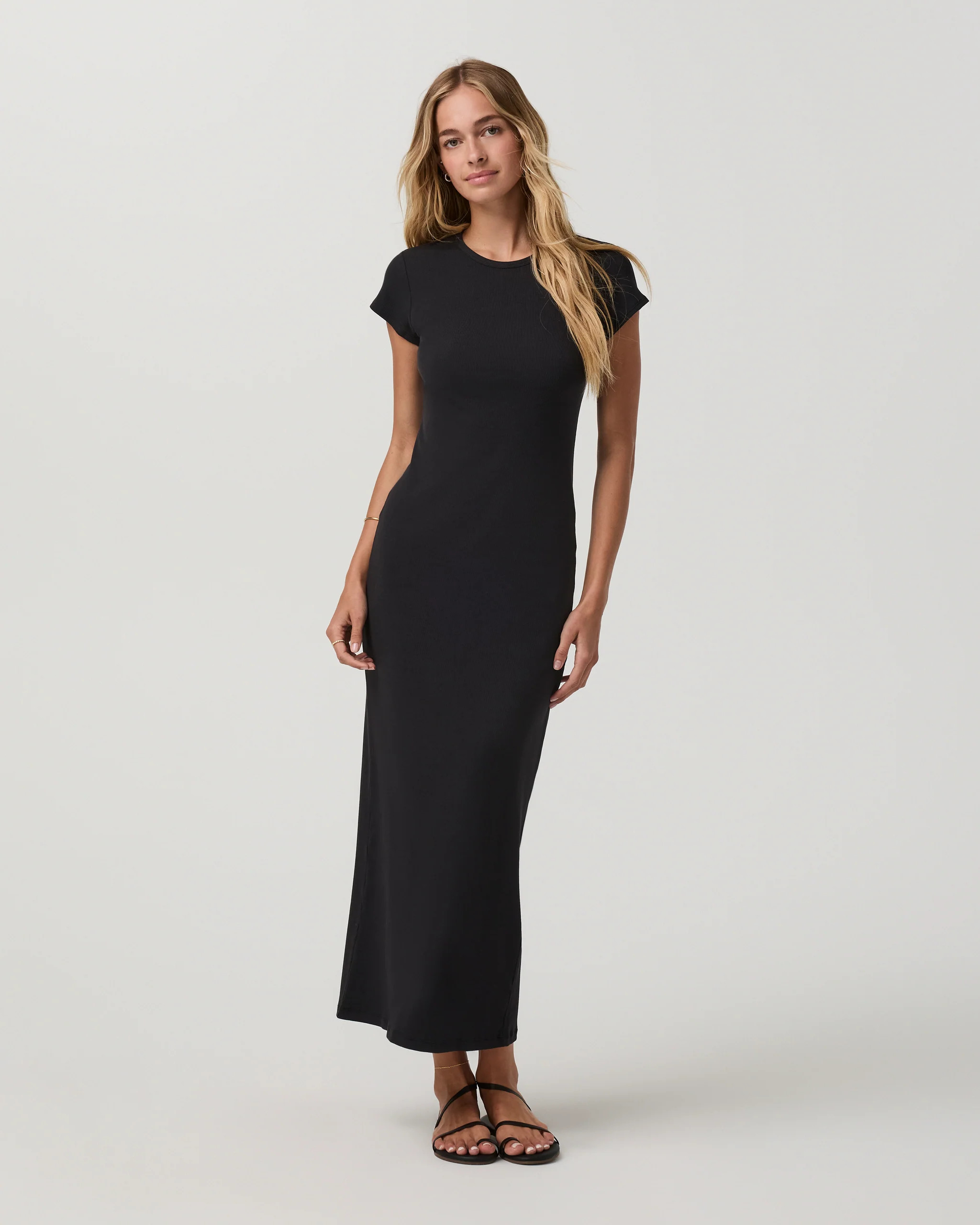 Vuori Rib T-Shirt Dress | Black | Small | Vuori Clothing (US & Canada)