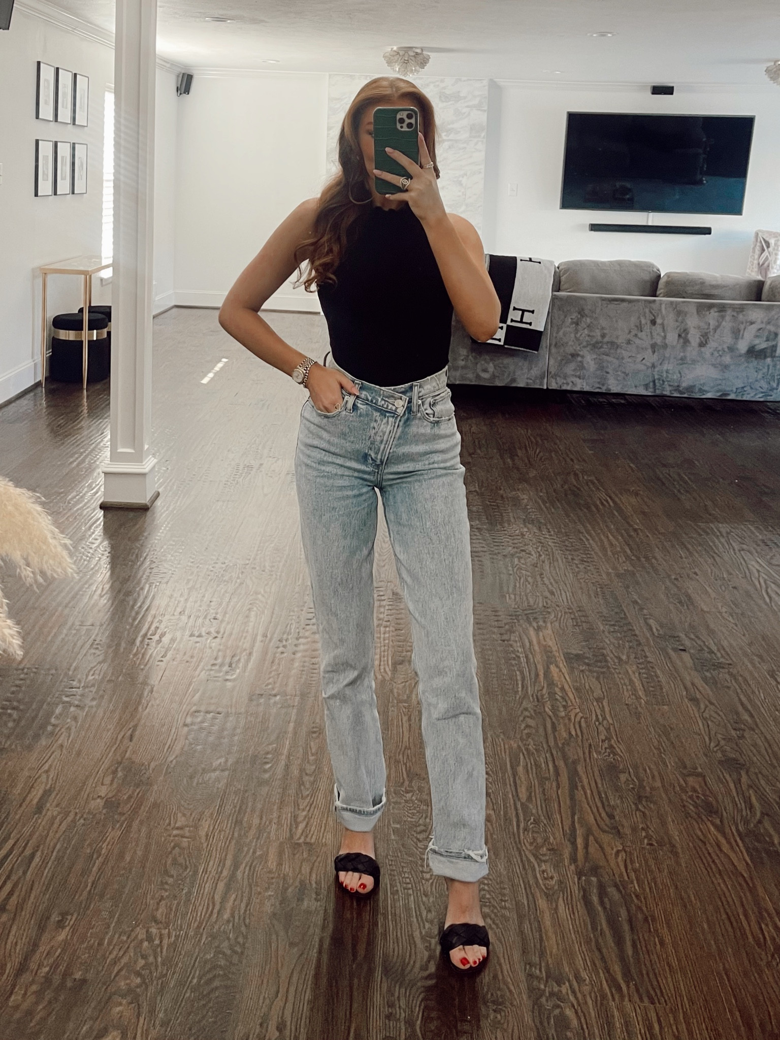 Criss cross jeans. Outfit ideas. Outfits. Ootd. Black turtleneck. Blue jeans. Abercrombie jeans. Black kitten heels. Black mules. Trendy jeans. Straight leg jeans  

#LTKunder50 #LTKstyletip #LTKunder100