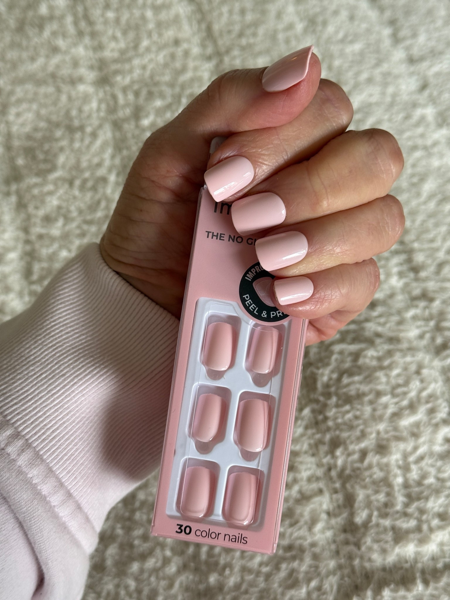 Easy and inexpensive nails that look like you spent $$$ and a couple of hours in the salon. Comfortable and salon looking but easy press on nails.
#LTKspring

#LTKBeauty