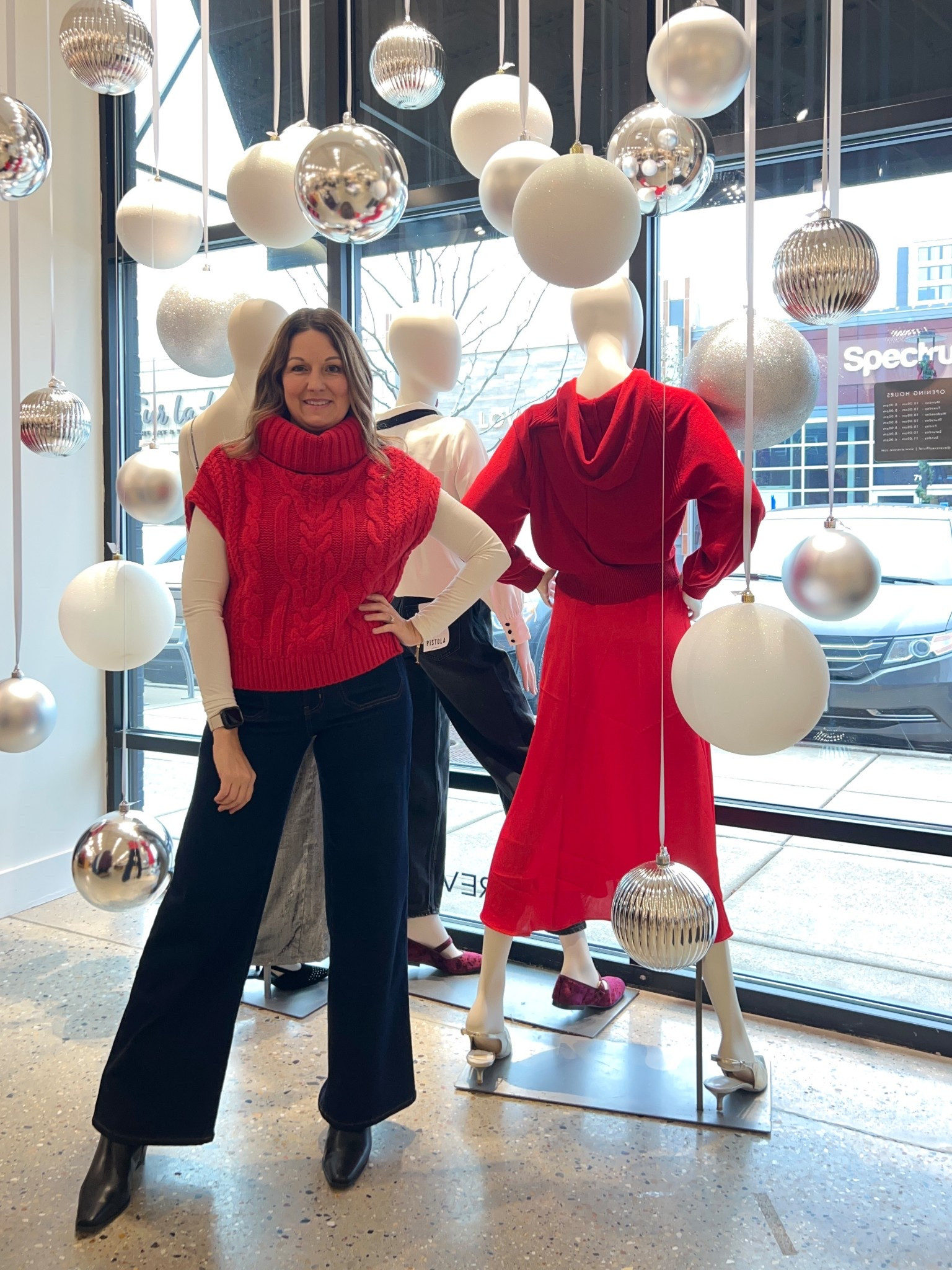 It’s a festive casual look from Evereve! 

Sweater vest - tts, in size S
Cream long sleeve tee - tts, in size S
Jeans - tts, in size 26
Booties - tts (photo of items shows brown, this is the same 🔗 for black) 

Evereve | Holiday Look | Frame 


#LTKHoliday #LTKOver40 #LTKSaleAlert