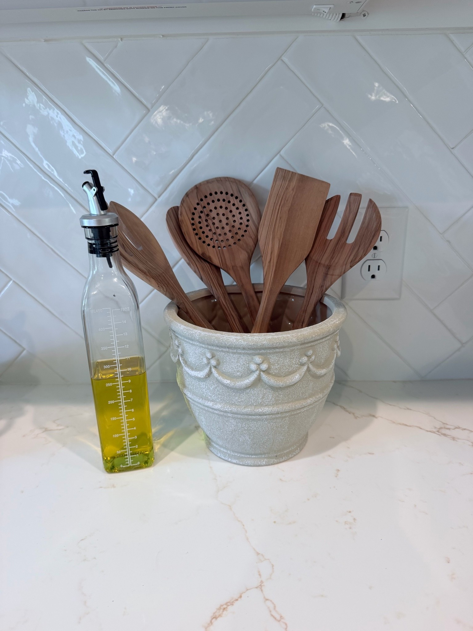Planter turns into spoon holder

#LTKSaleAlert #LTKHome