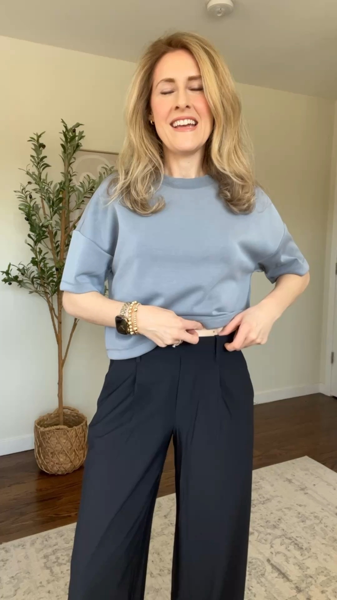 Kohls has these excellent trouser pants with four way stretch, you could wear casually or for work or travel. I’m in the small regular, would prefer the long length. (Come in lengths!) Very much like Lulu or Spanx. #kohlsfinds 