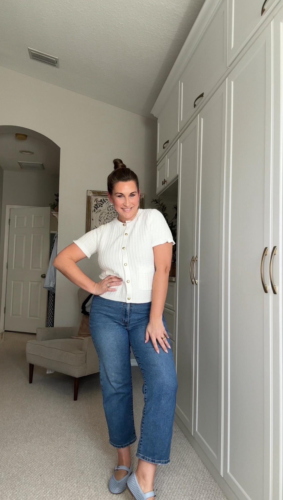The detail on this top is perfection — the gold buttons and the ruffled sleeve!😍😍 

Spring outfit, spring, Walmart, summer, vacation, teacher

#LTKSeasonal #LTKootd #LTKmomlife