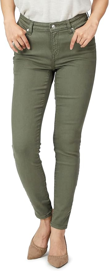 Amazon Essentials Women's Mid-Rise Stretchy Skinny Jeans | Amazon (US)