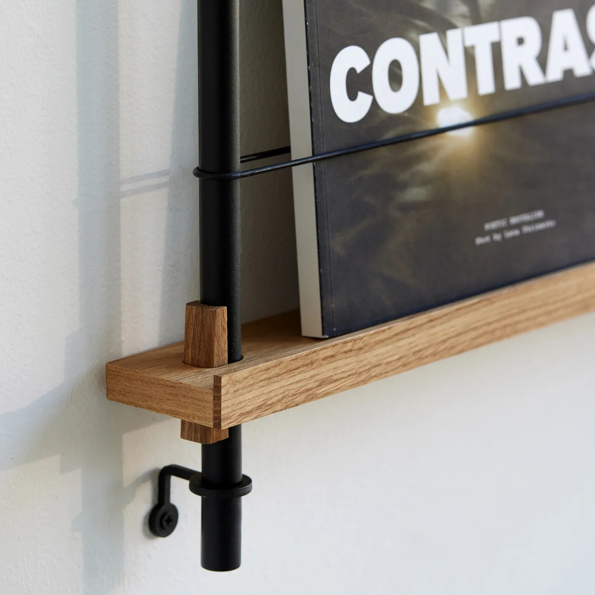 Zeitungsregal von Moebe | Connox | Connox DE