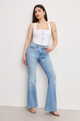 Women's Dolly Joleans Petite Flare Jeans | Indigo, Size 12 | Good American by Khlo� Kardashian | Good American
