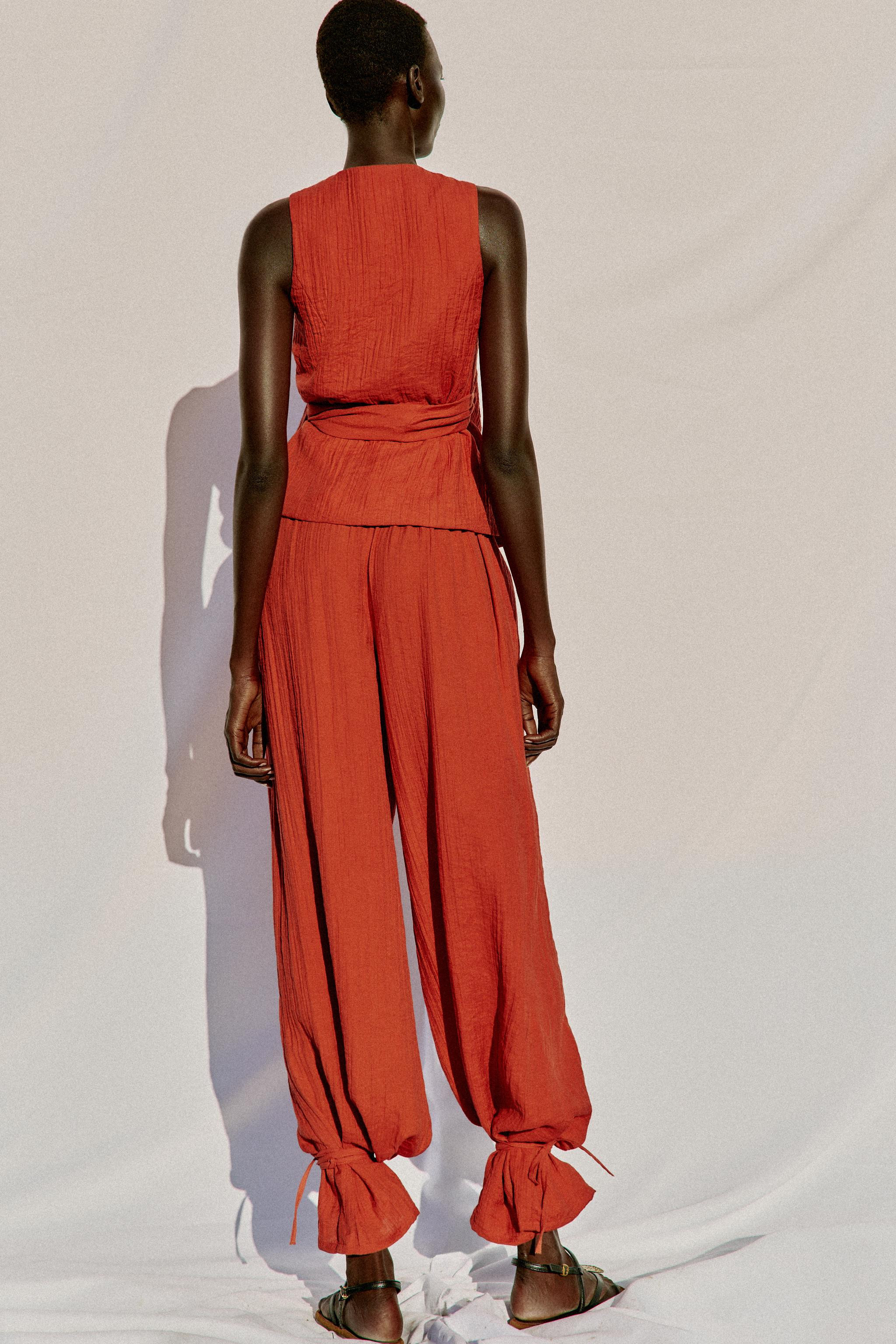 Description | Zara UK