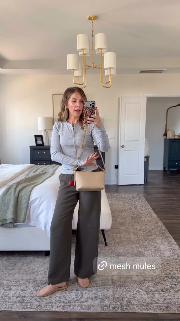 Love these mules as a fun spring show option. Fit TTS! 