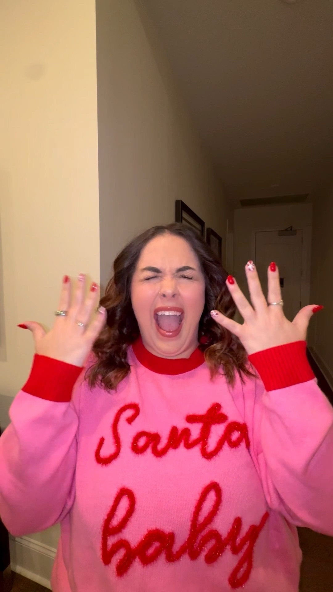 This is your sign to get the fun holiday nails! 🎄❤️



#LTKBeauty #LTKHoliday