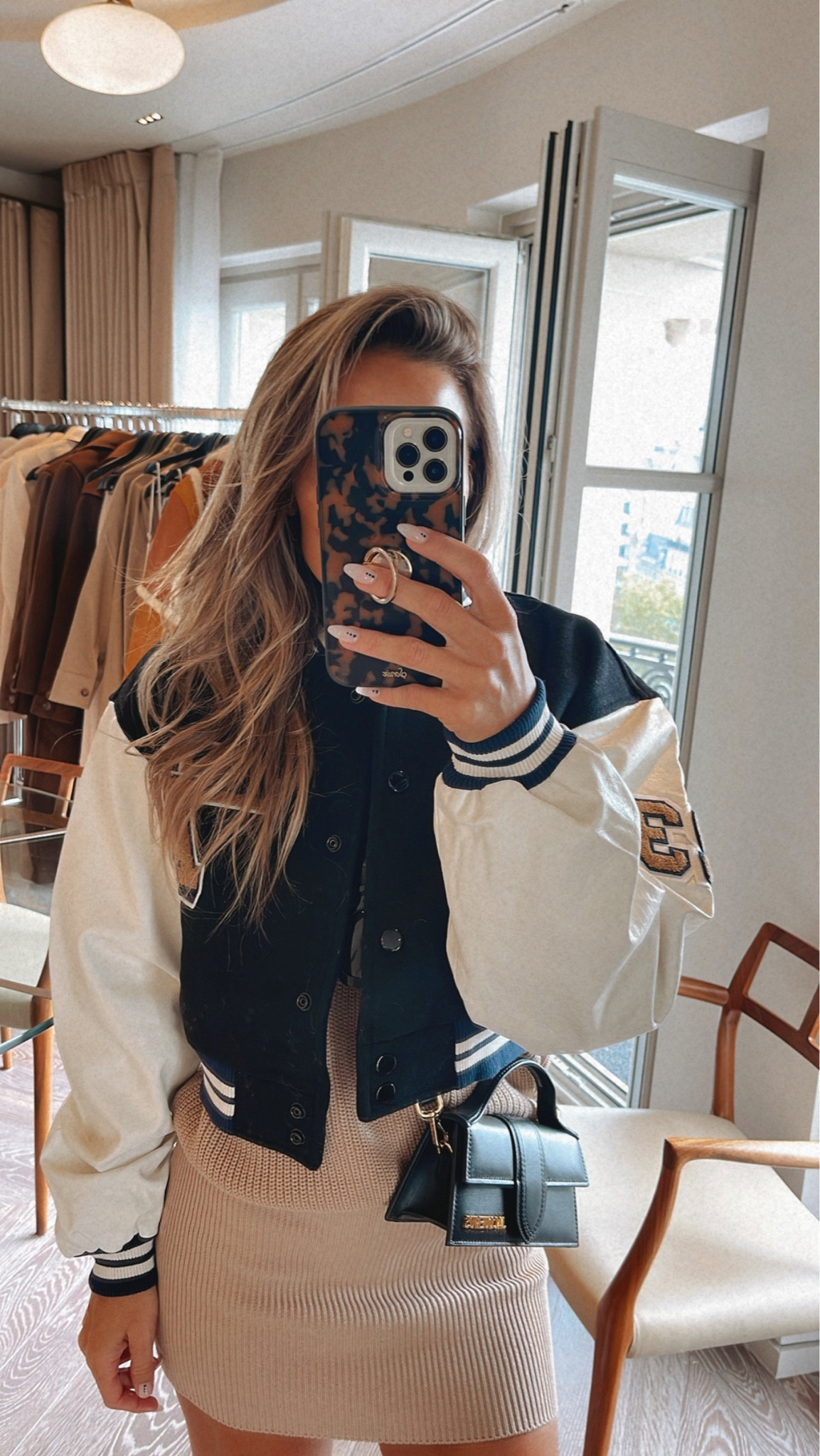 Bomber in medium, runs super small

#LTKSeasonal #LTKtravel #LTKVideo