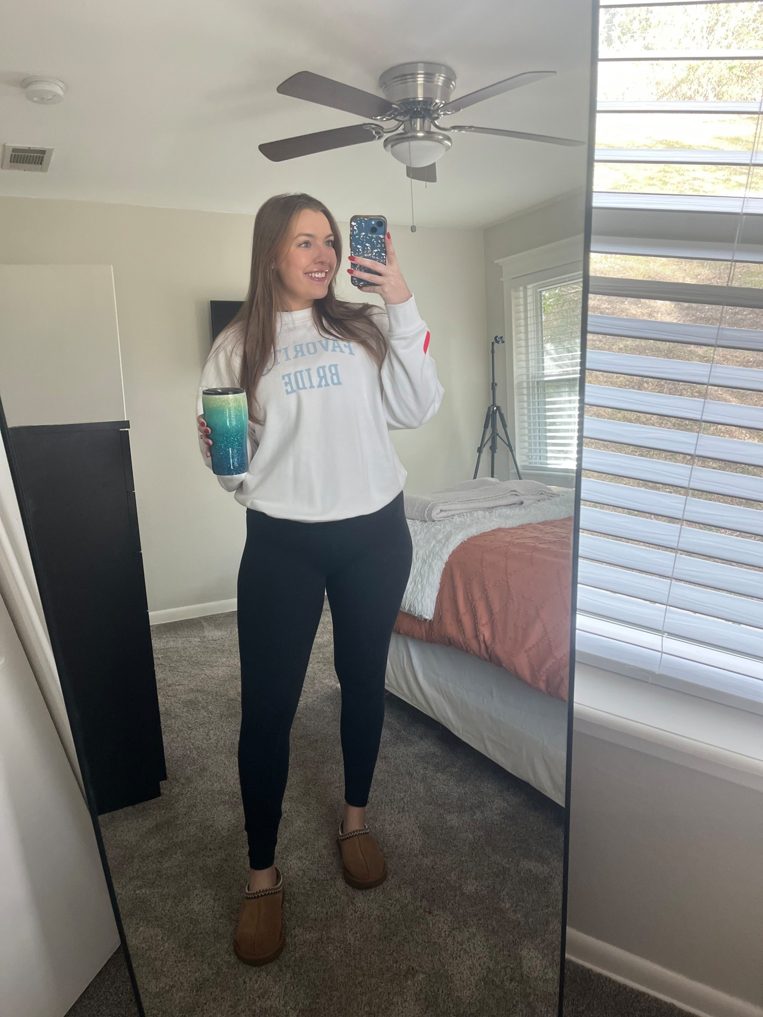 Saturday casual outfit

Favorite bride  bride sweatshirt  leggings  Tasman uggs  winter outfit 

#LTKSeasonal #LTKootd #LTKgrwm