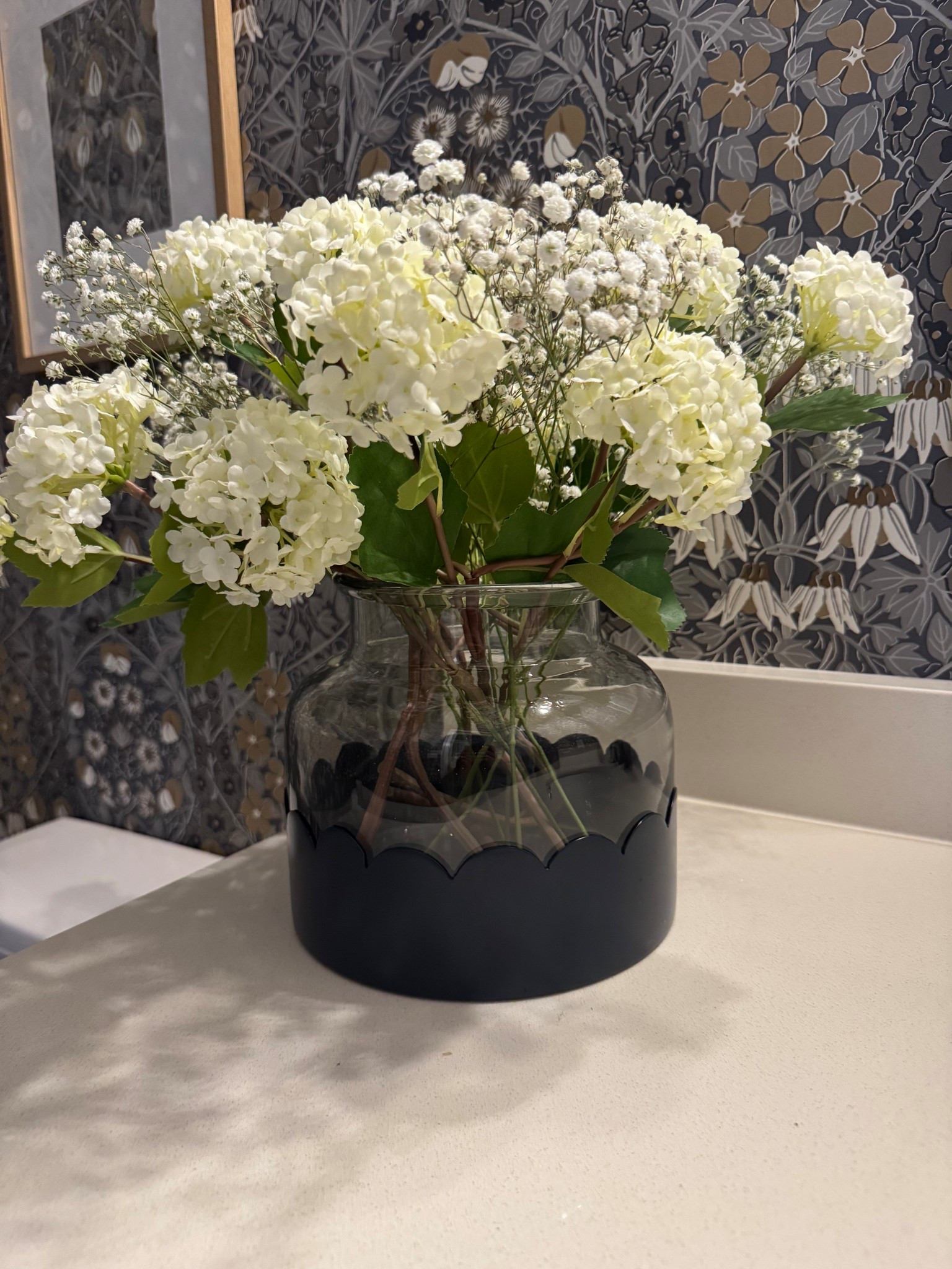 Love this vase from @etuhome! It also has an interchangeable white scalloped trim! It’s beautiful! 


#sponsored 

#LTKSaleAlert #LTKSeasonal #LTKHome