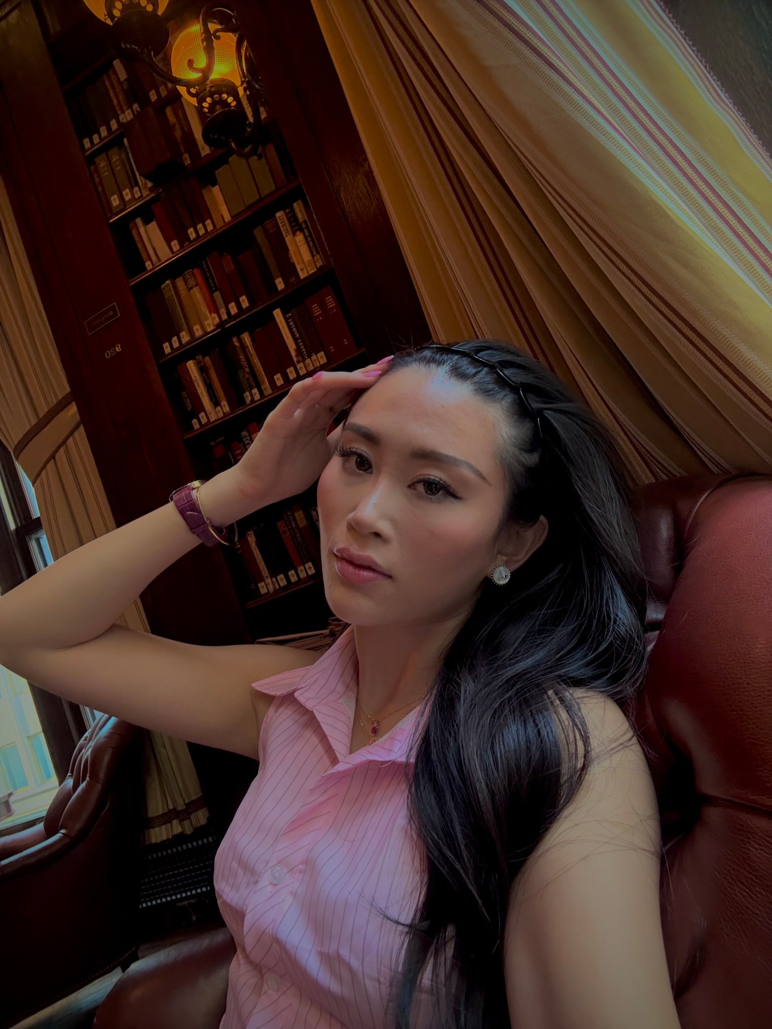 hi! im anne :) 

i’m a girl in finance and ex runway model + pageant queen who loves beautiful places and being best dressed.

think posh with a hint of glamour against Mediterranean coastlines, golden hour beach dinners, après ski in Courchevel, and lux nights out 💖

if you’re looking for outfit ideas that will make you effortlessly best dressed, you’re in the right place!

everything you see is shoppable and linked — just find what you love and it’s yours 💋

#LTKgrwm #LTKdayinmylife #LTKvlog