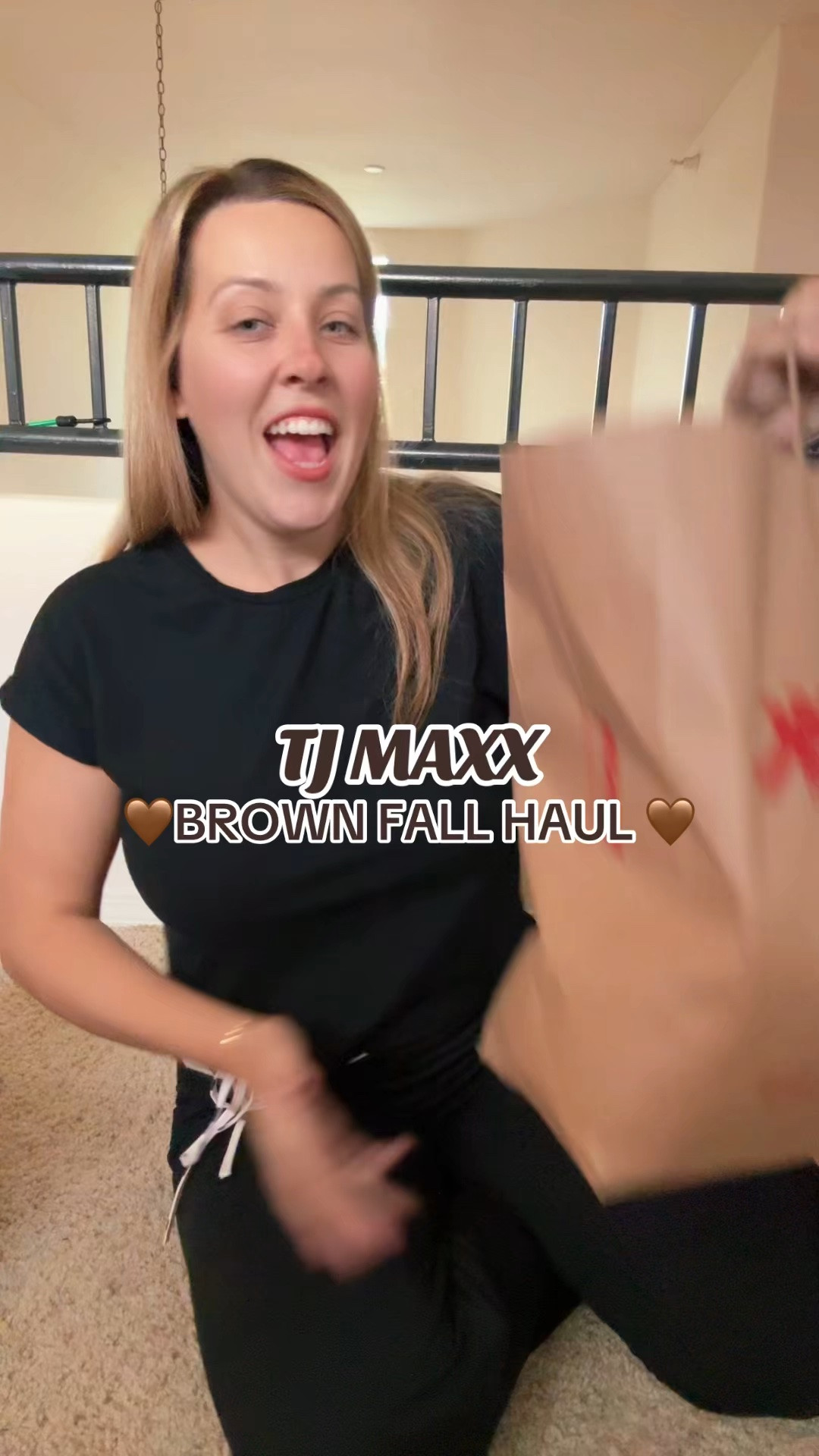 TJ Maxx fall haul 🍂🤎 Found so many cute pieces to refresh my fall wardrobe, from cozy knits to affordable designer finds! You know I can never resist a good TJ Maxx treasure hunt. 🛍️✨

BrowN leather jacket
Brown boots for fall
Denim long sleeve dress
Suede pants 

#TJMaxxFinds #TJMaxxHaul #FallFashion