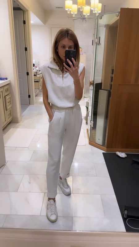 Top XS color is Ivory 
Pants XS 
Shoes TTS 

#LTKstyletip #LTKover40