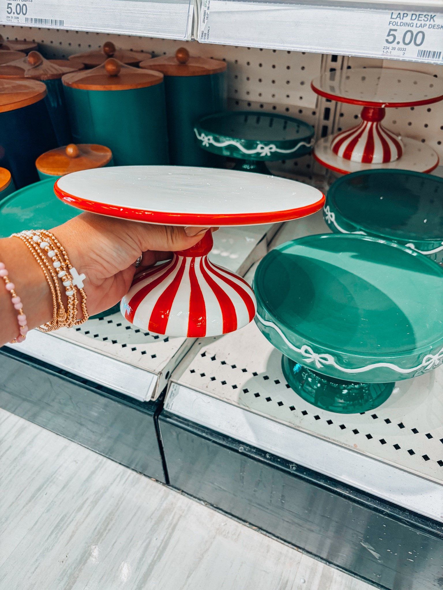 Cutest holiday cake stand at target only $7