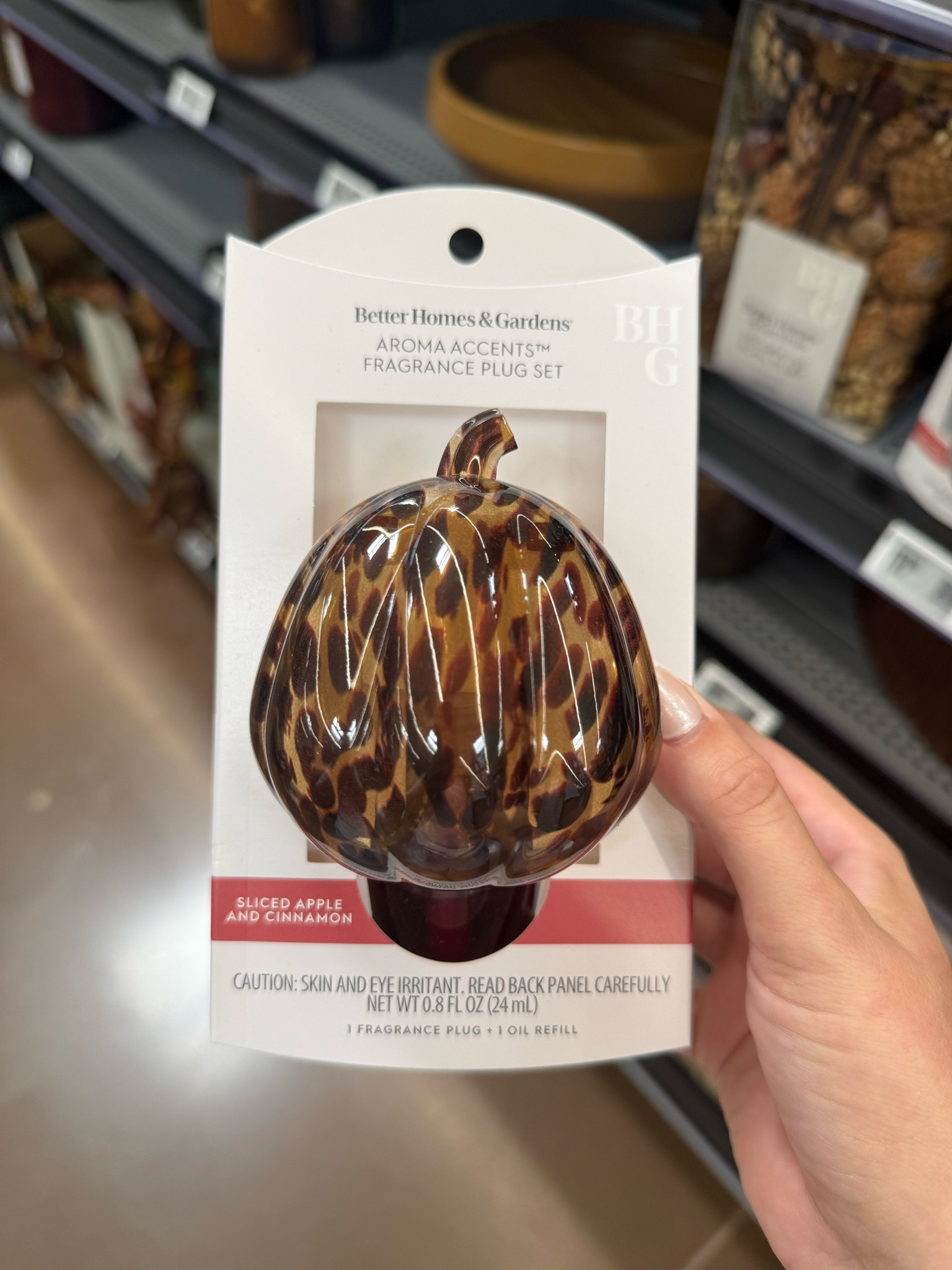 Pumpkin fragrance plug 

Hosting essentials fall home decor Walmart finds housewarming gift

#LTKmomlife #LTKSeasonal #LTKHome