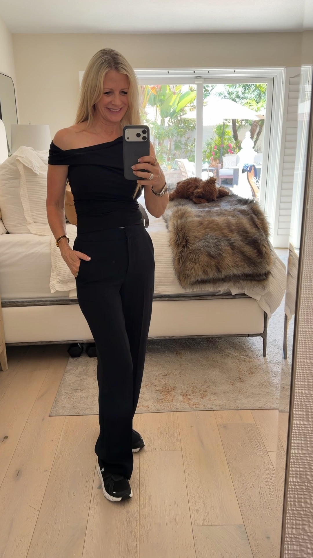 OOTD - Heading to work today in all black.

#LTKootd #LTKWorkwear #LTKOver40