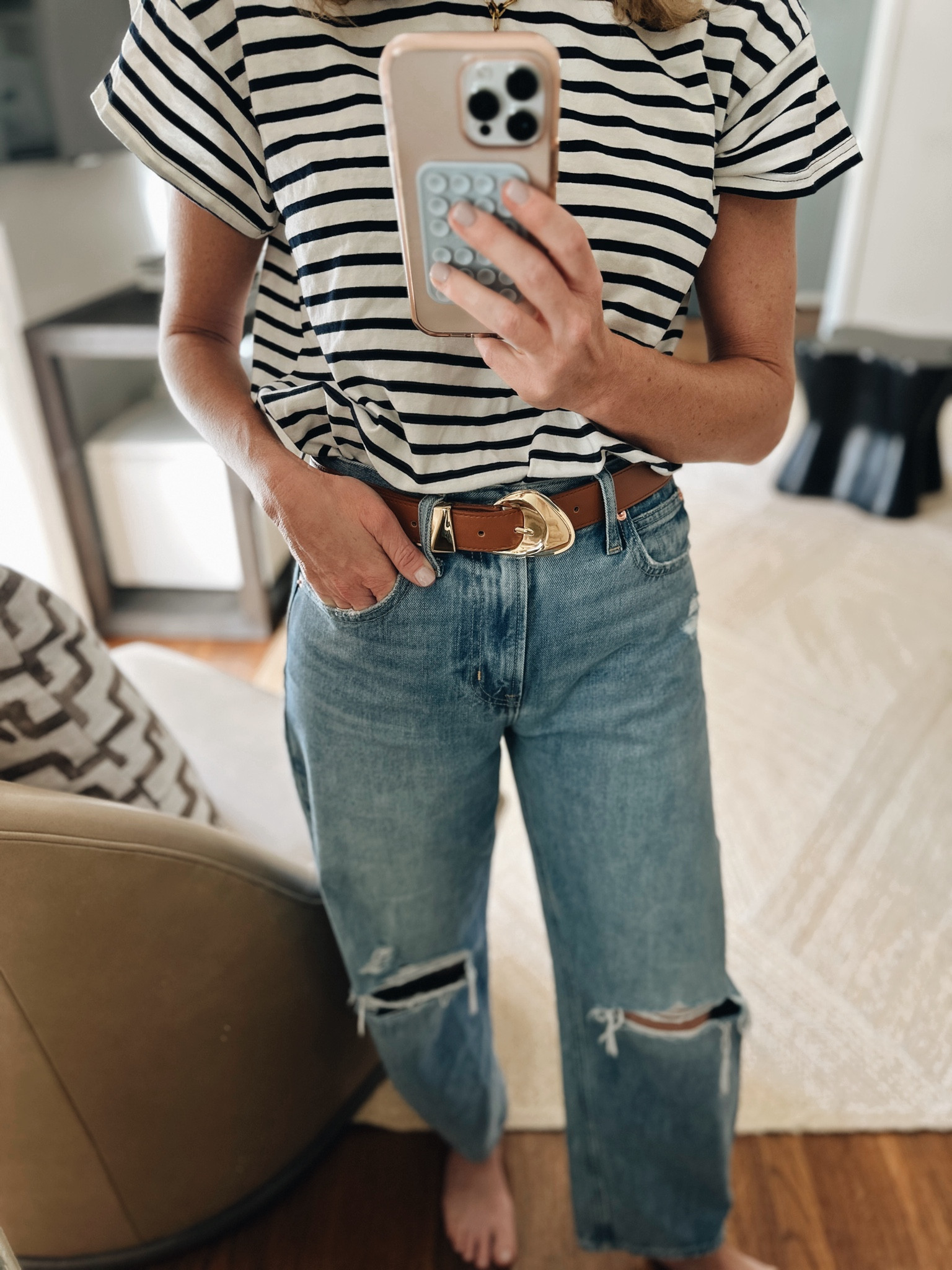 I have worn this belt more than any other belt in my wardrobe this season! Such a good Amazon find. 

#LTKFindsUnder50 #LTKStyleTip