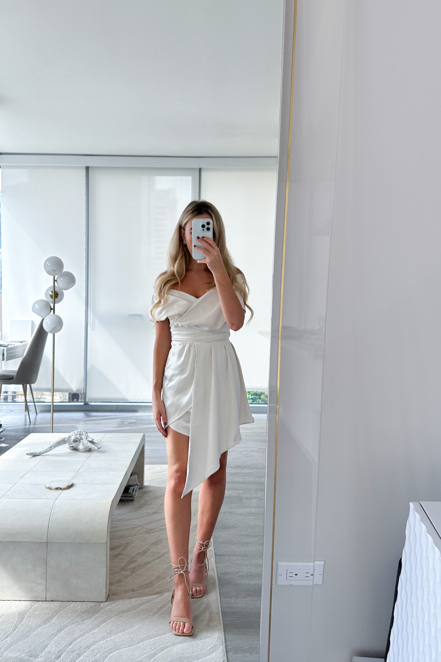 
earrings for bride 
holiday party
bride
bridal shower 
bachelorette party
wedding
white dress 
Courthouse weddingg
rehearsal dinner 

#LTKHoliday #LTKparties #LTKwedding