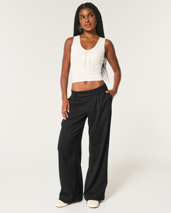 Hollister Livvy Low-Rise Wide-Leg Pants | Hollister (UK)