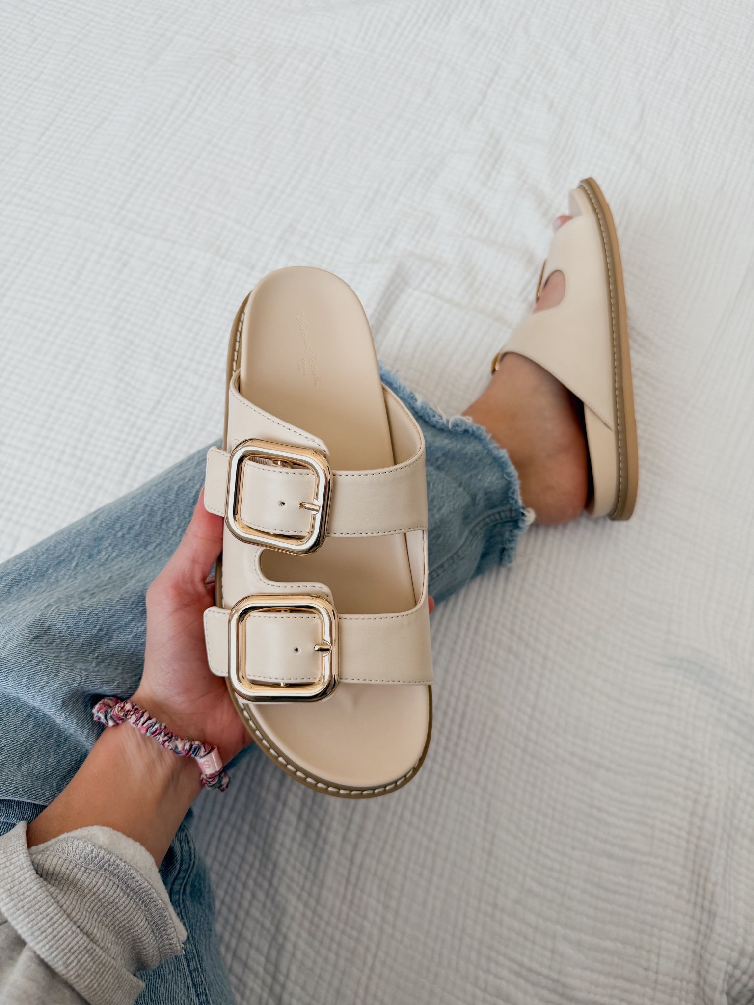 On sale for $22! So comfortable 

#LTKSaleAlert #LTKShoeCrush #LTKFindsUnder50